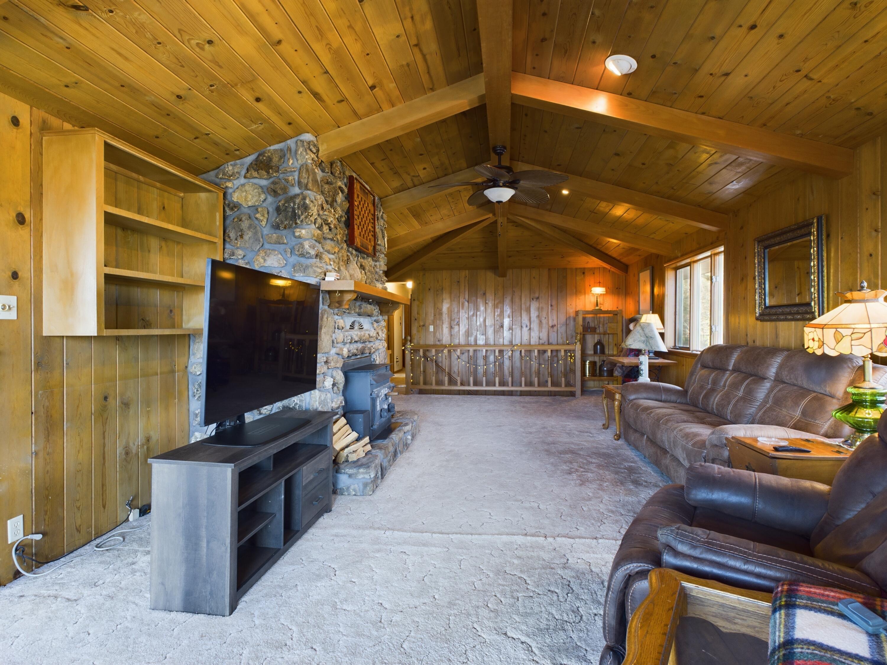 21771 Stonington Road North Property Photo 30