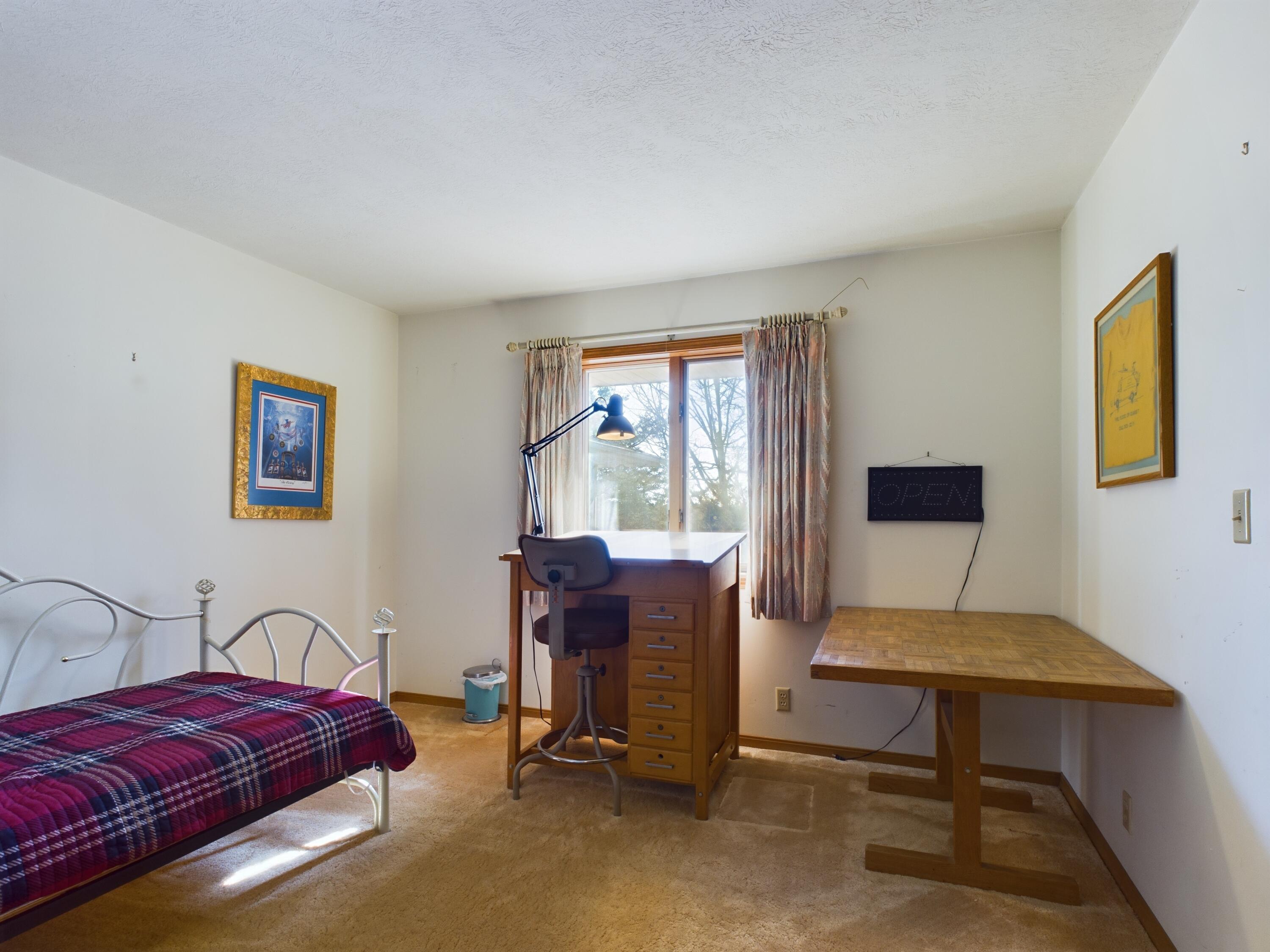 21771 Stonington Road North Property Photo 36