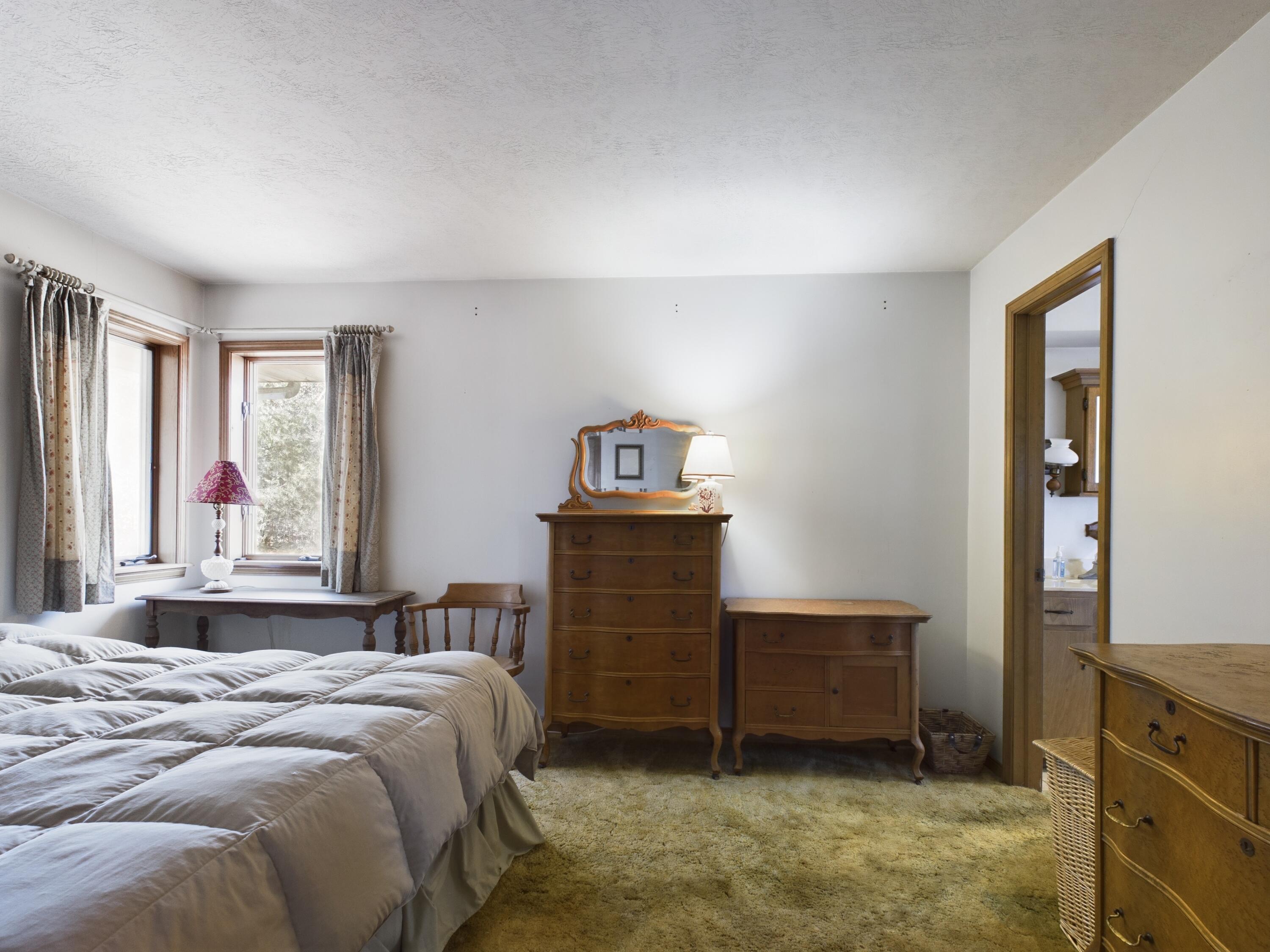 21771 Stonington Road North Property Photo 41