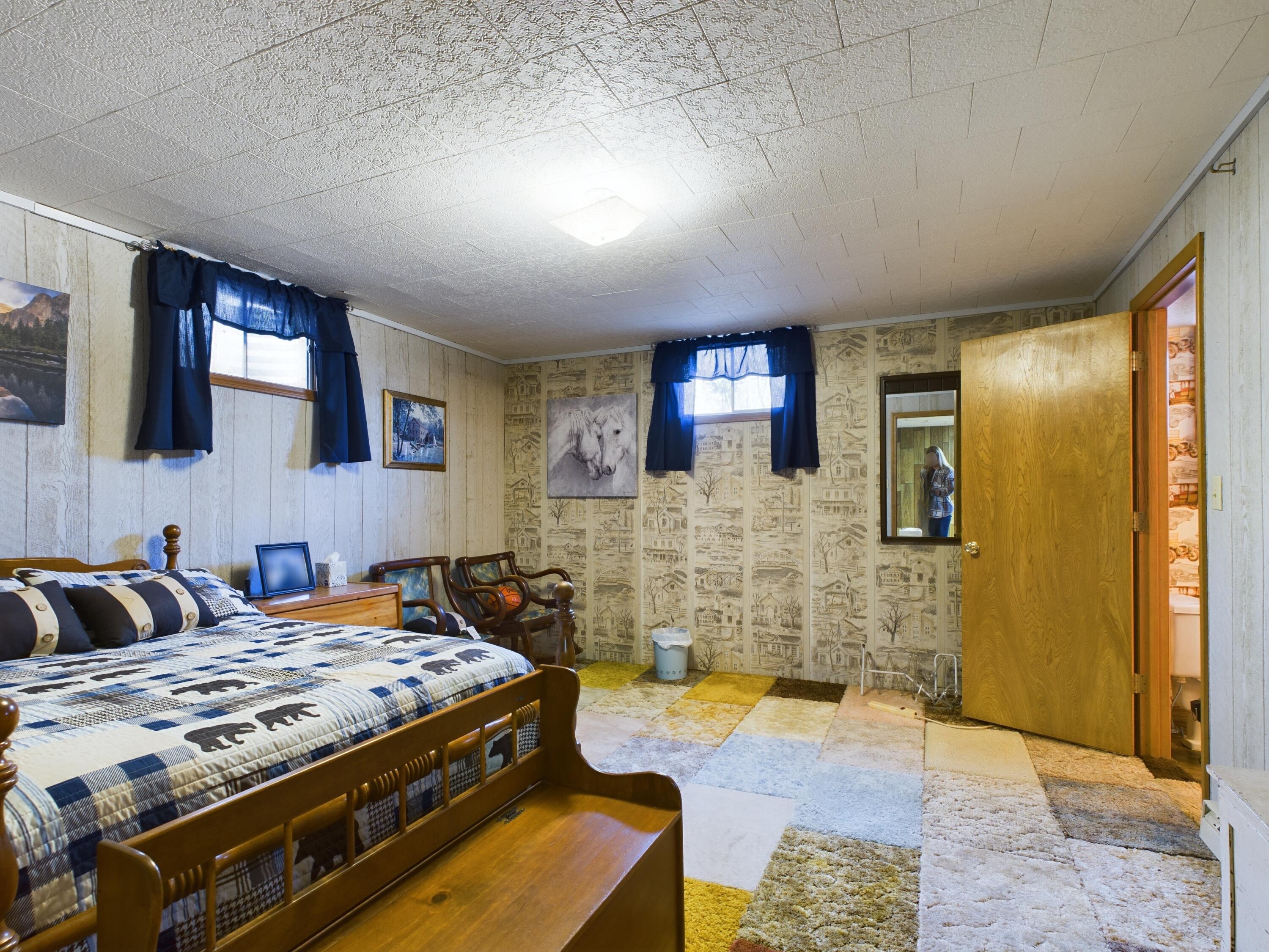 21771 Stonington Road North Property Photo 48
