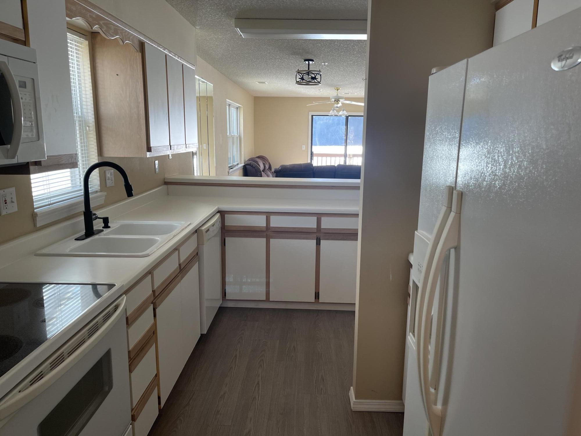 2529 State Highway 176 Property Photo 12
