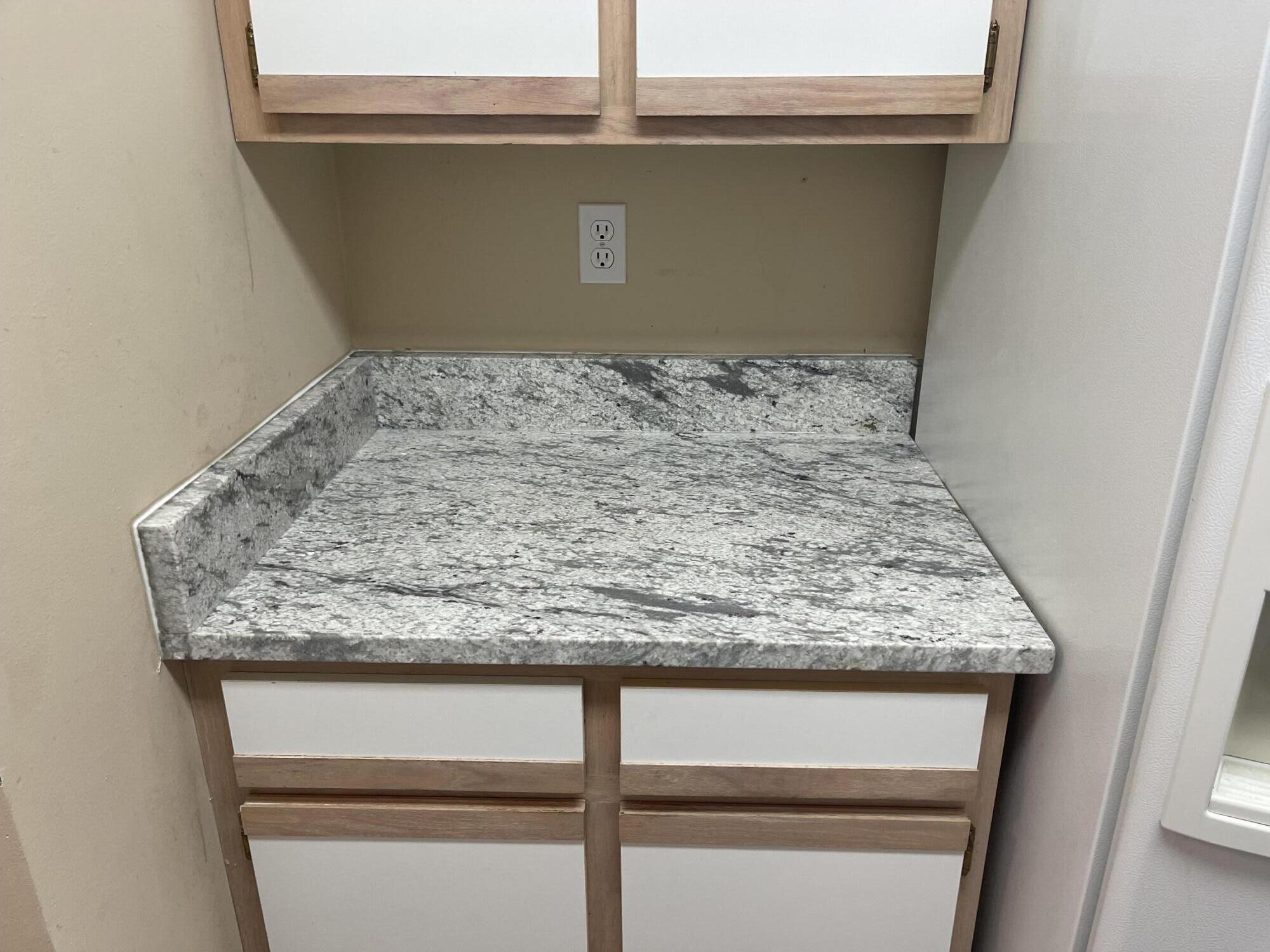 2529 State Highway 176 Property Photo 12