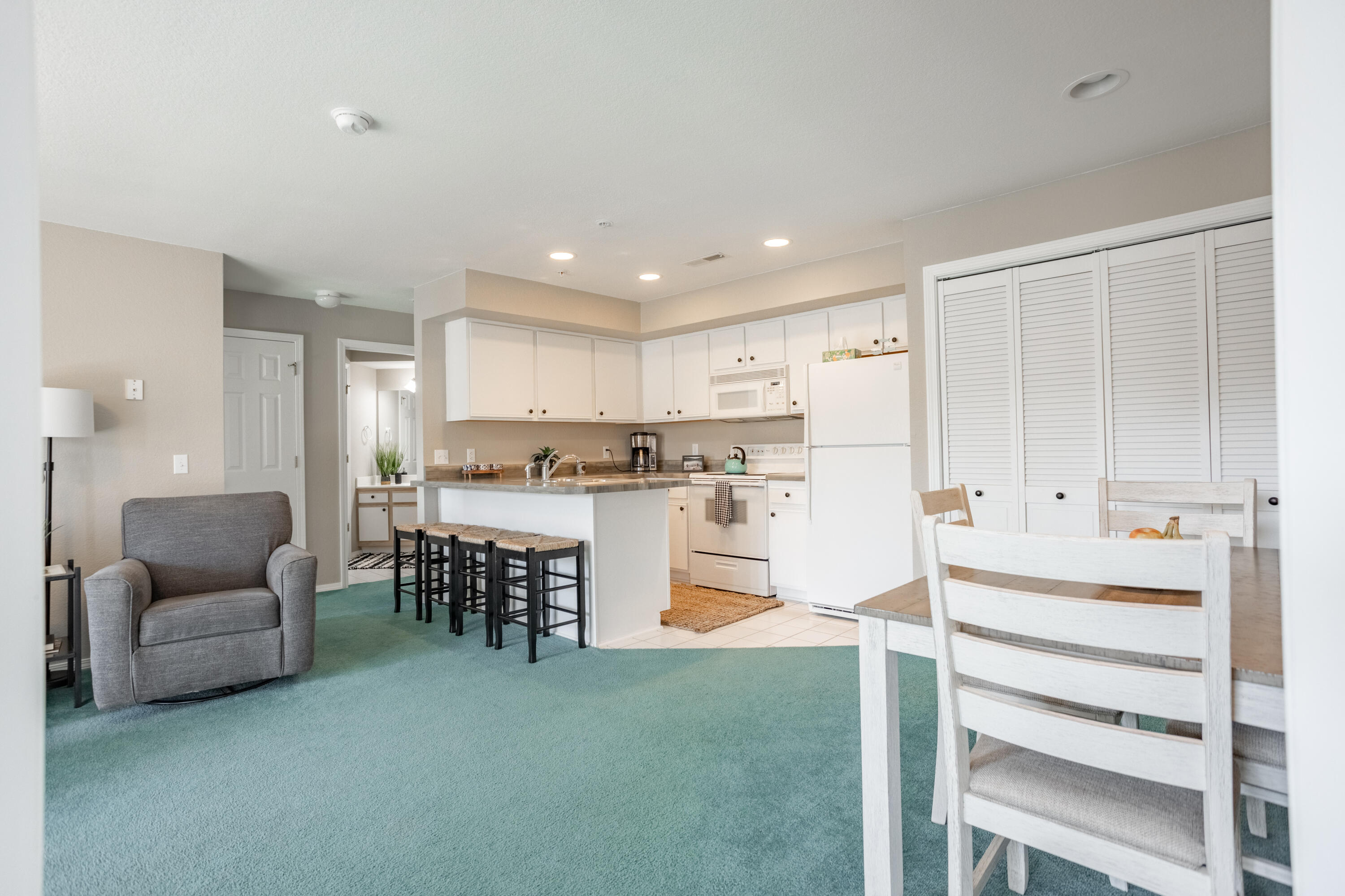 1407 Rocky Shore Terrace Property Photo 11