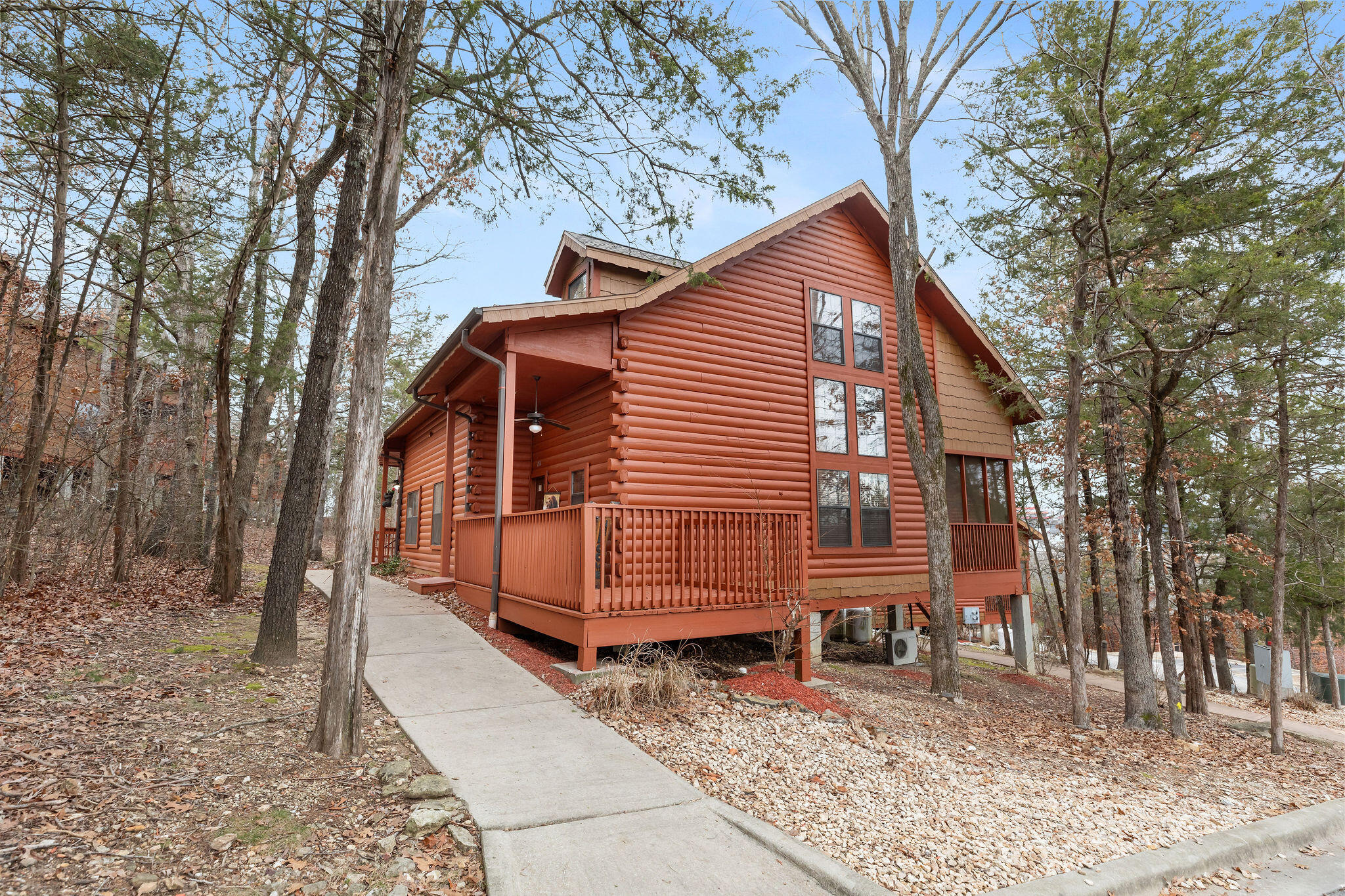 266 Oakridge Drive Property Photo 2