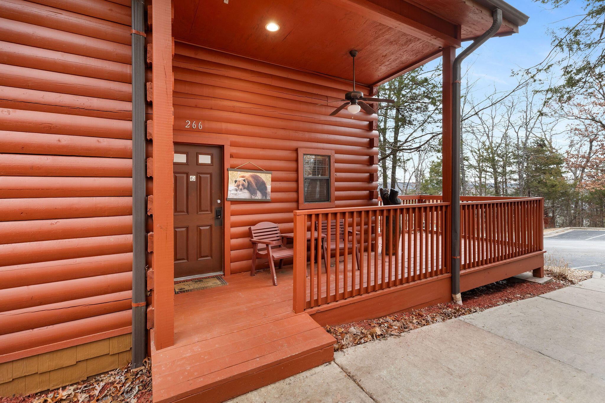 266 Oakridge Drive Property Photo 4