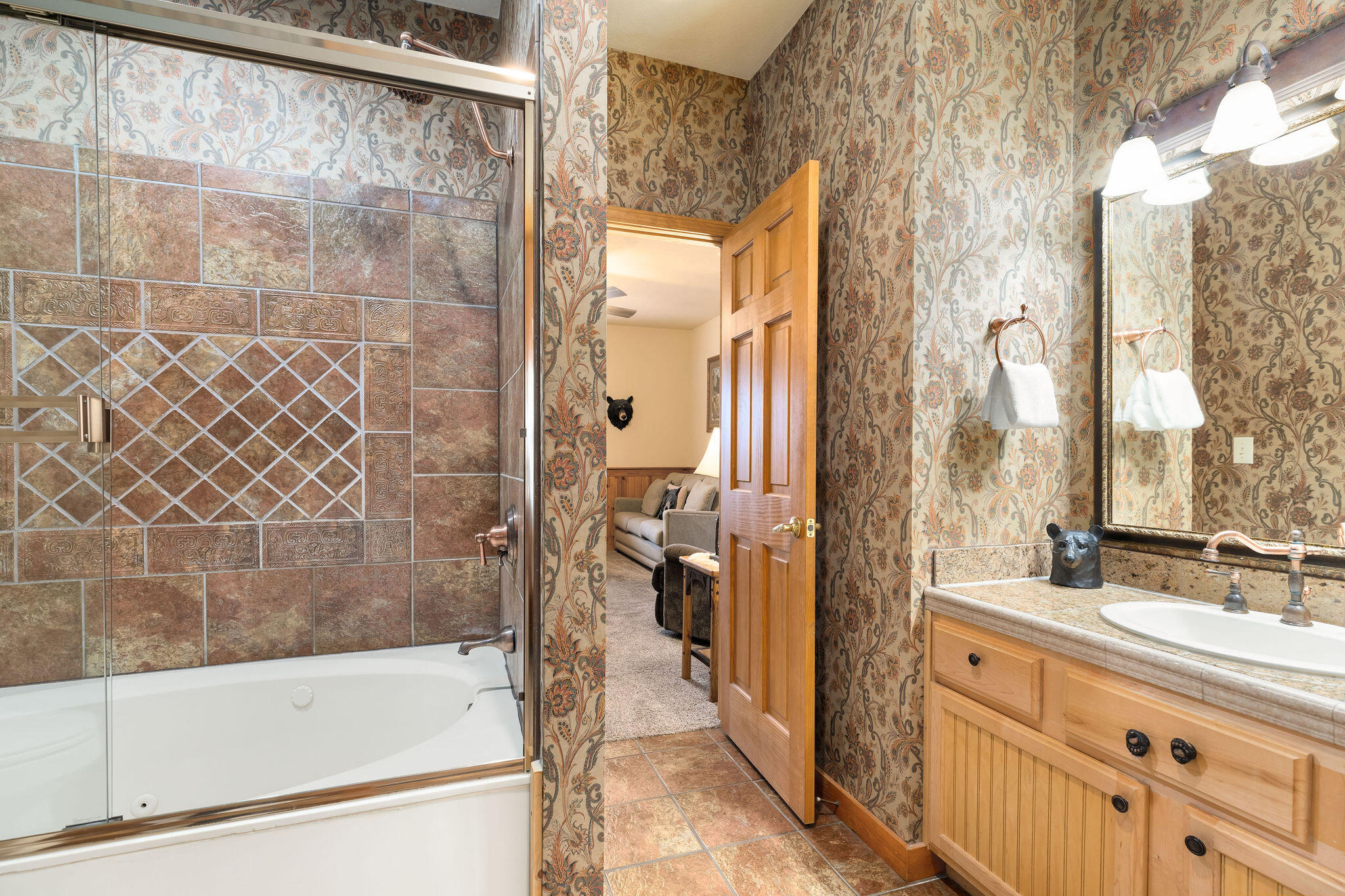 266 Oakridge Drive Property Photo 21