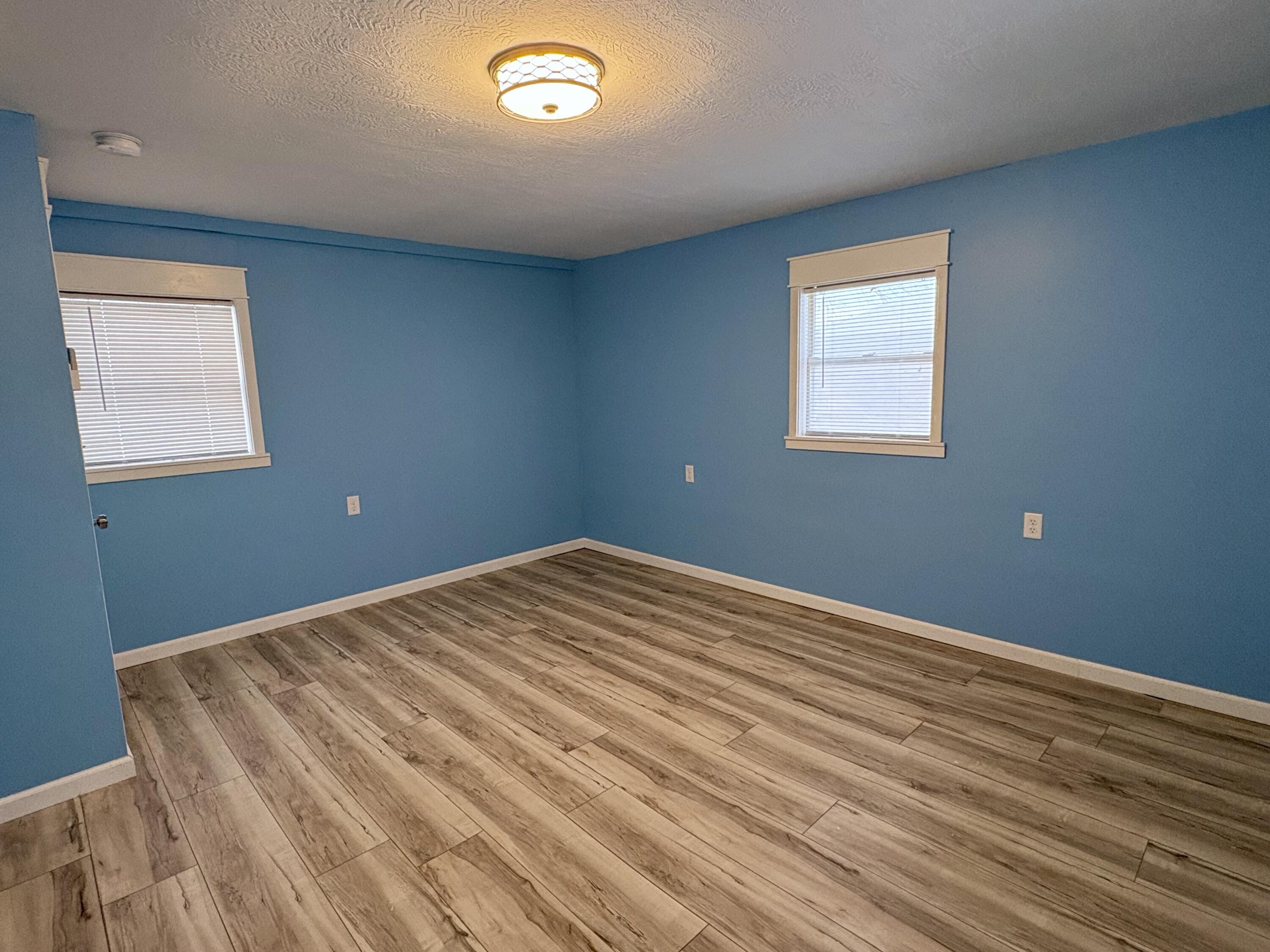 409 East Washington Street Property Photo 25