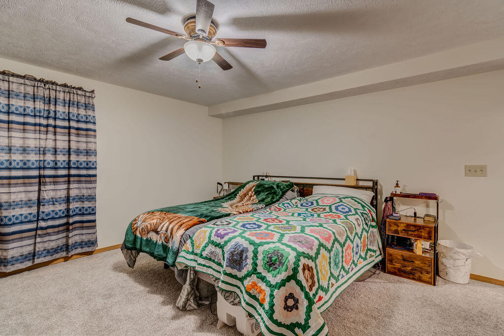 102 Willow Lane Property Photo 39