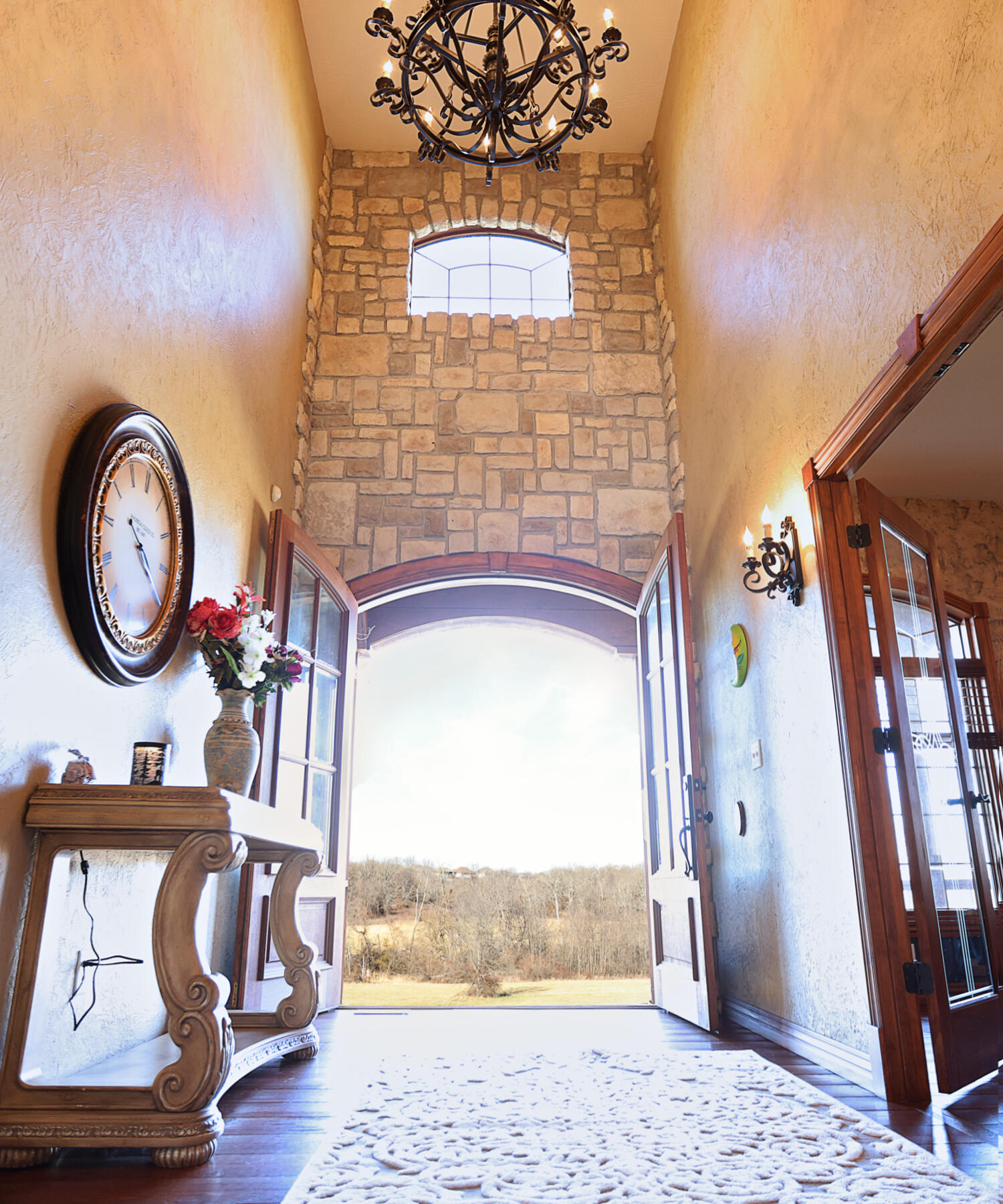1000 Golf Course Road Property Photo 5