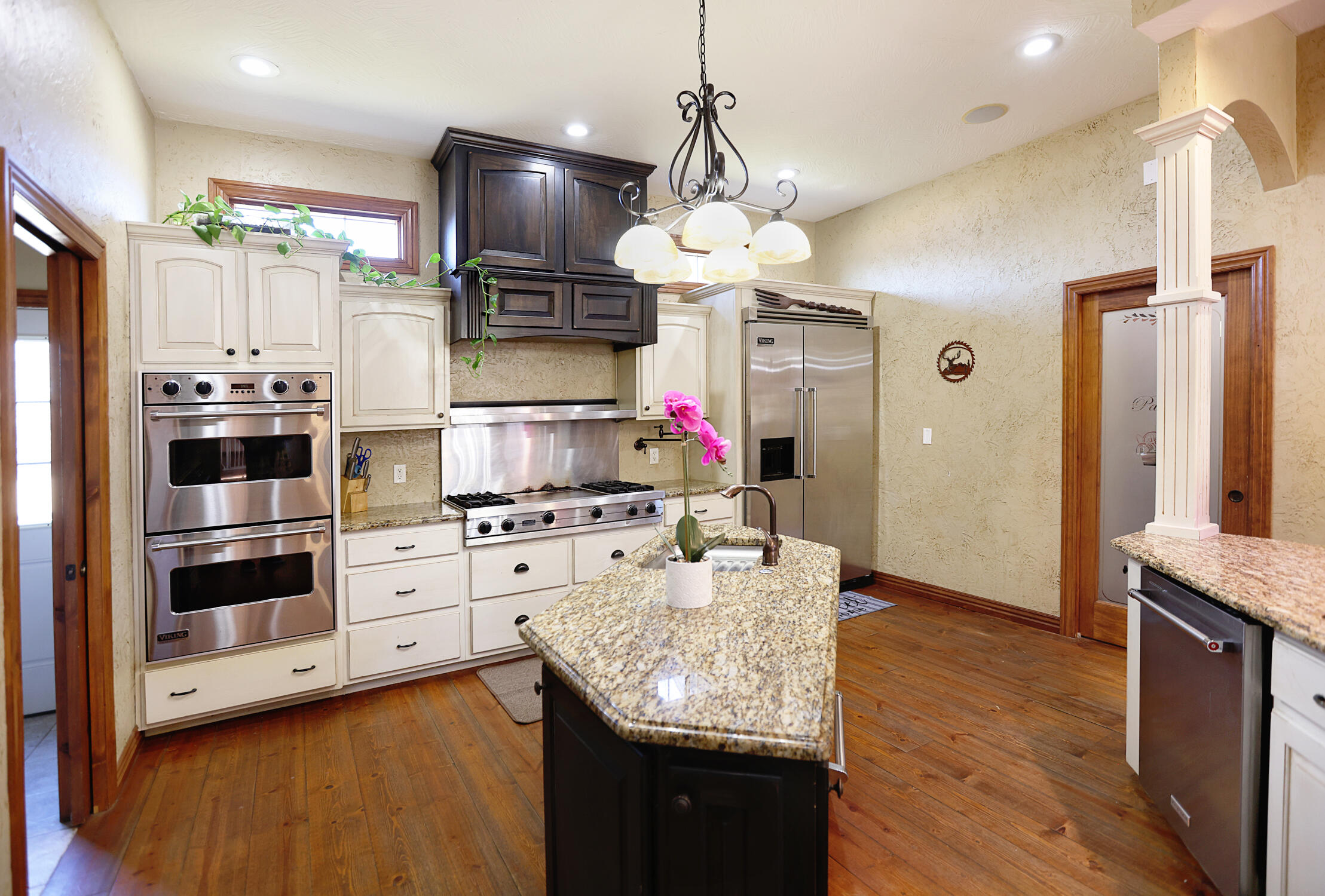1000 Golf Course Road Property Photo 7