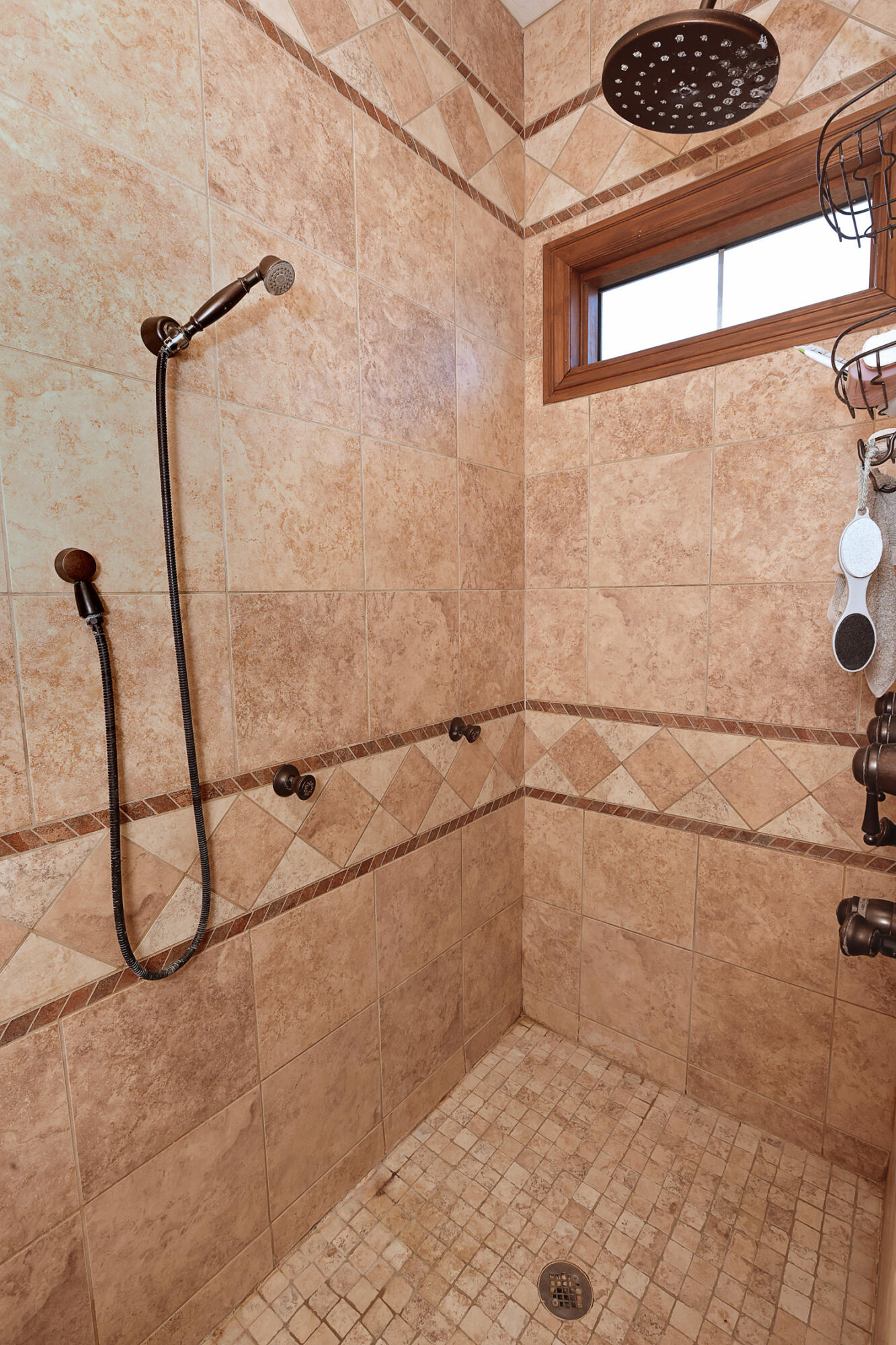 1000 Golf Course Road Property Photo 24