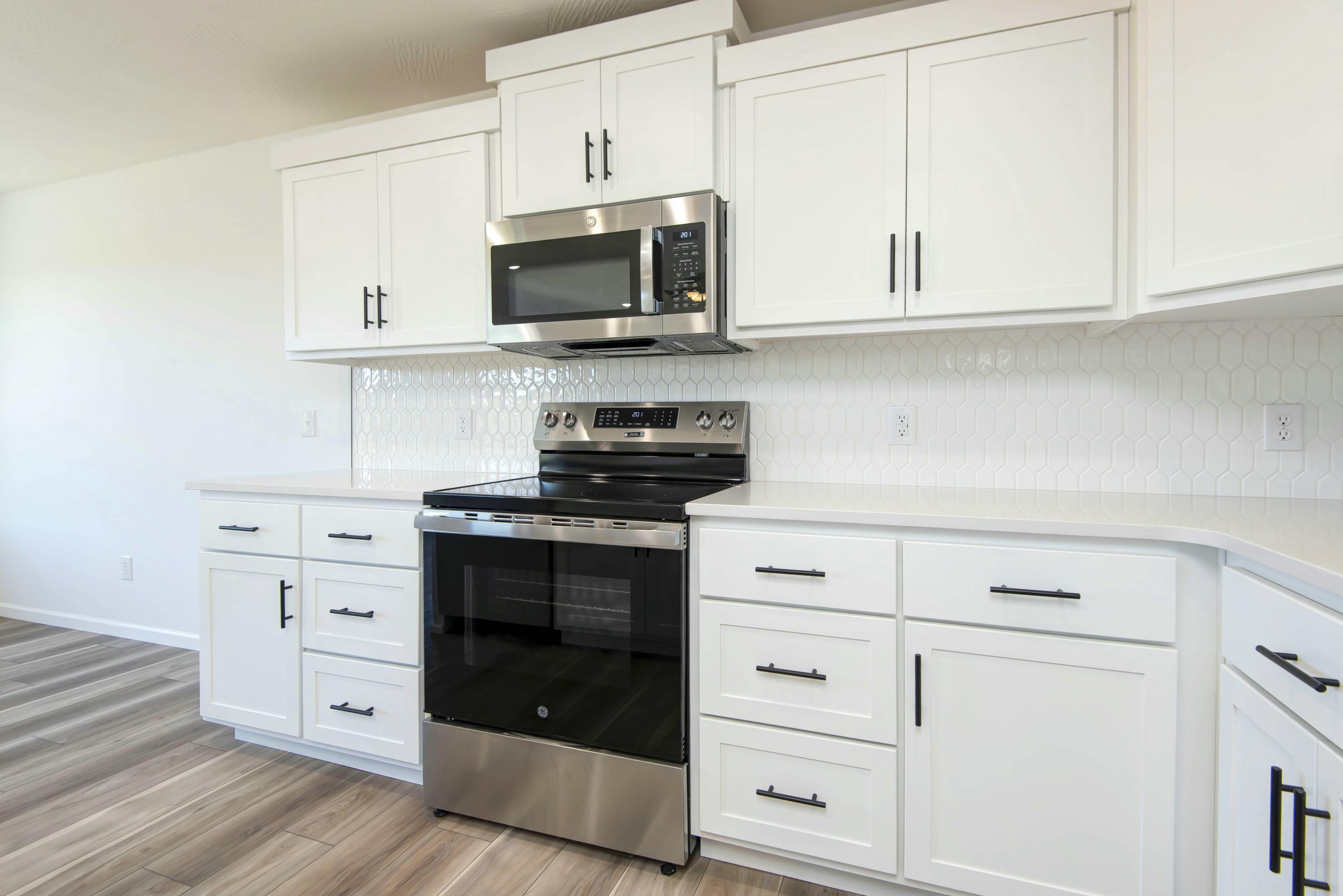 579 Spring Meadow Drive Property Photo 22
