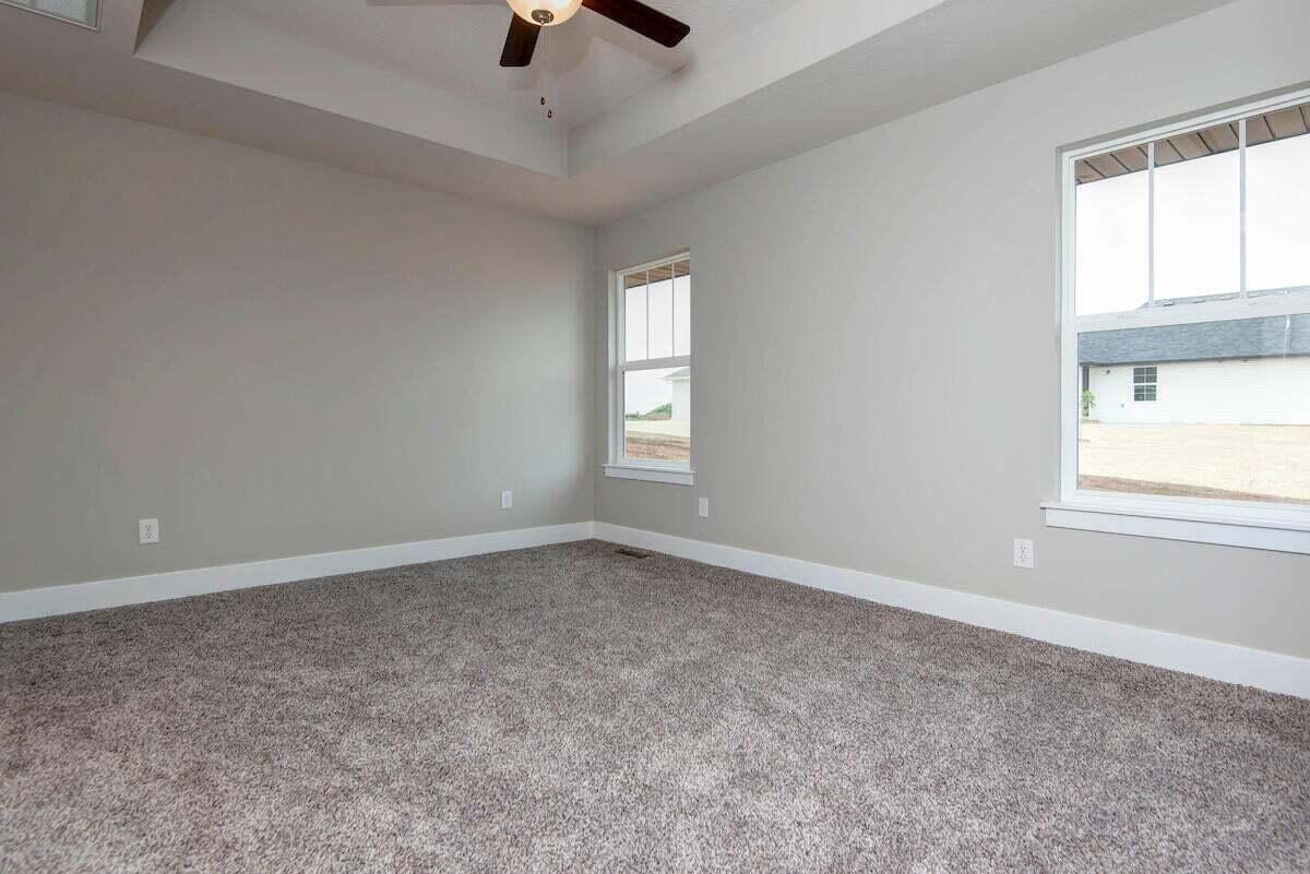 539 Spring Meadow Drive Property Photo 18