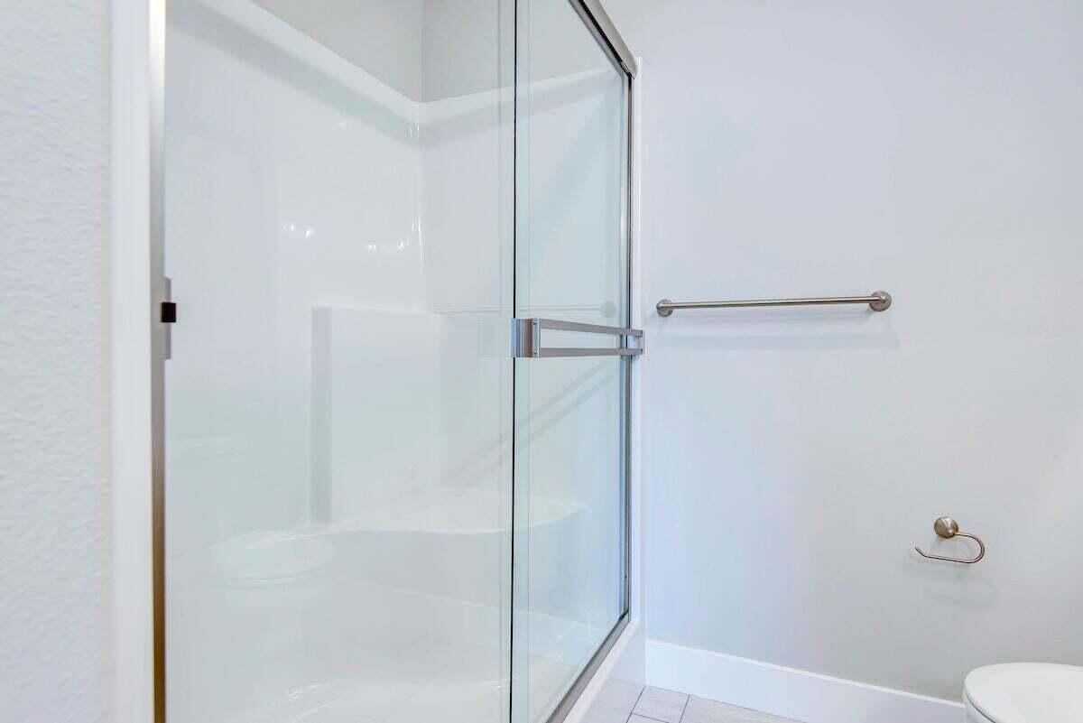 539 Spring Meadow Drive Property Photo 20