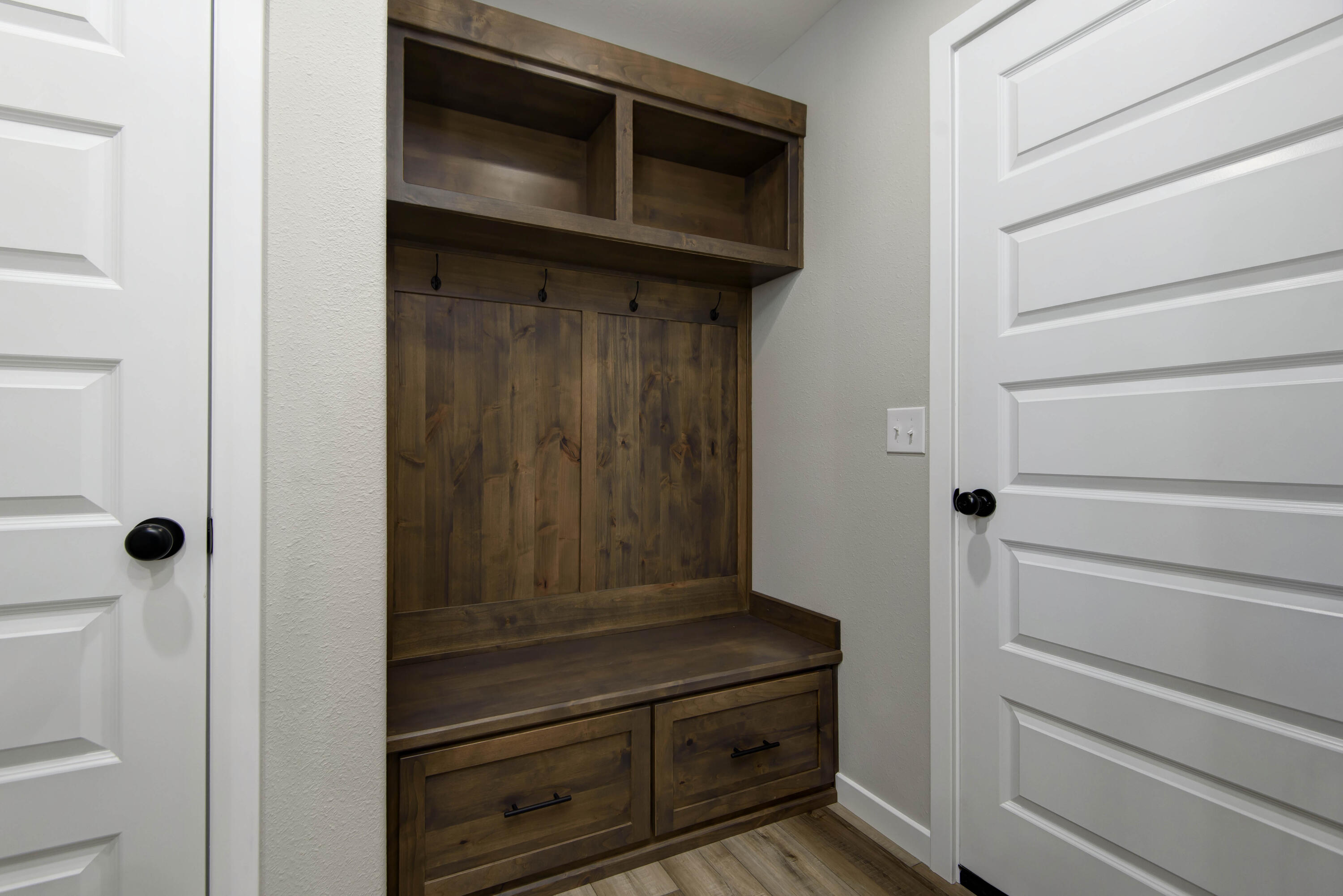 551 Spring Meadow Drive Property Photo 8