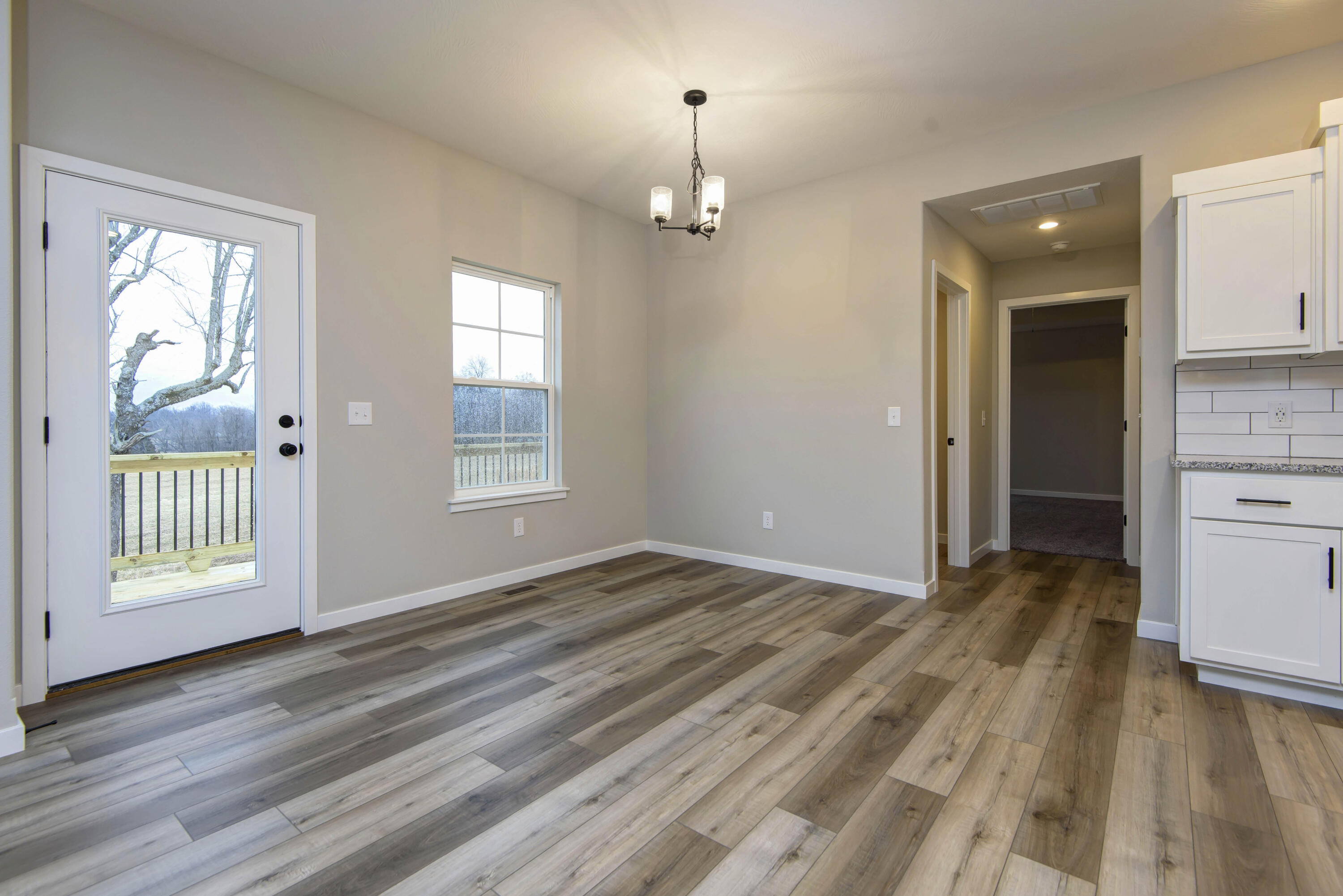 551 Spring Meadow Drive Property Photo 21