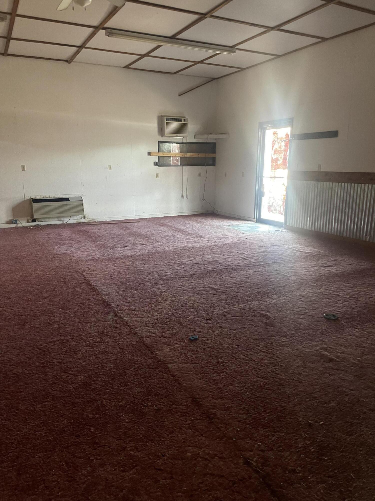 30521 State Highway 37 Property Photo 13
