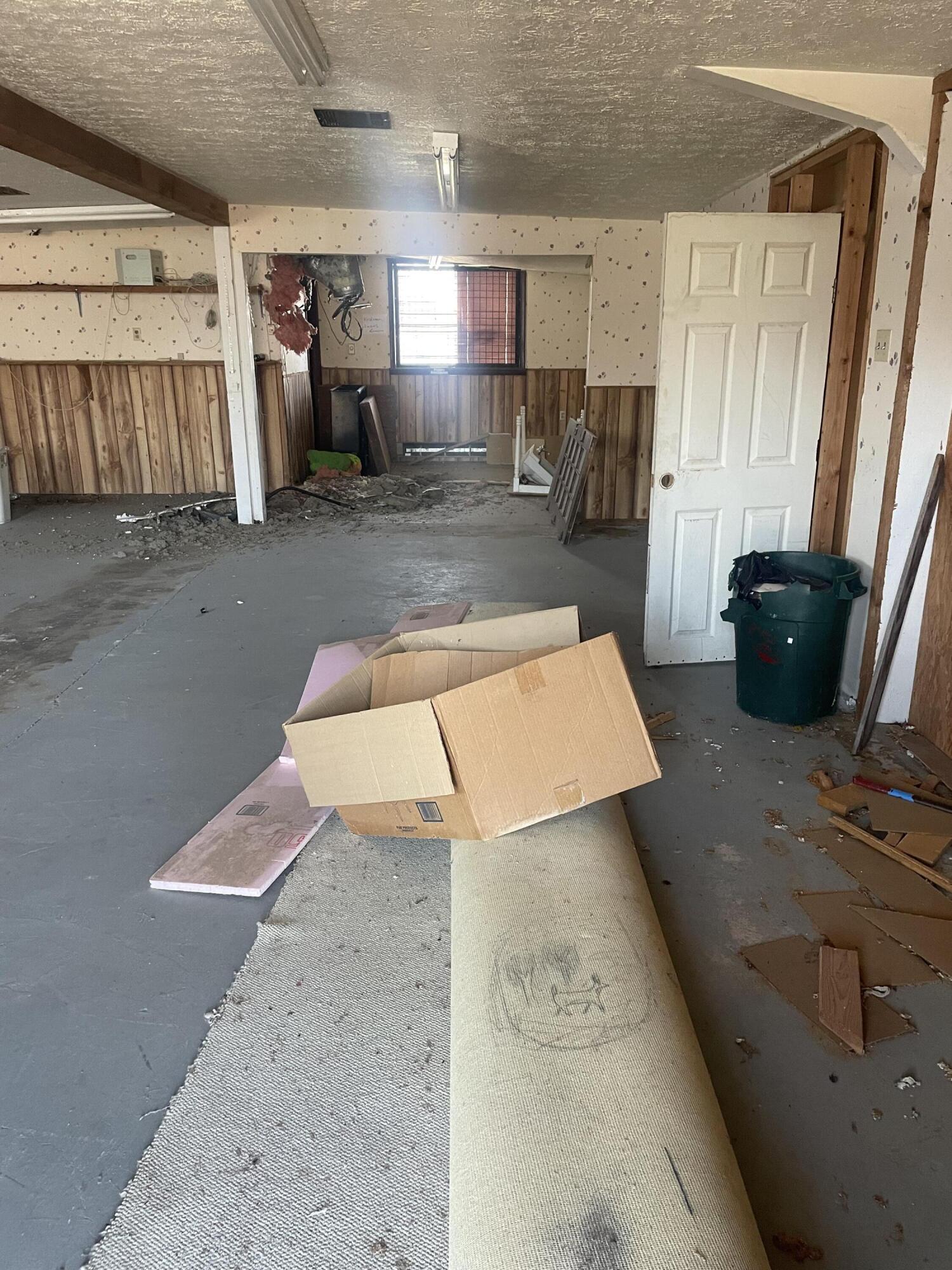 30521 State Highway 37 Property Photo 14