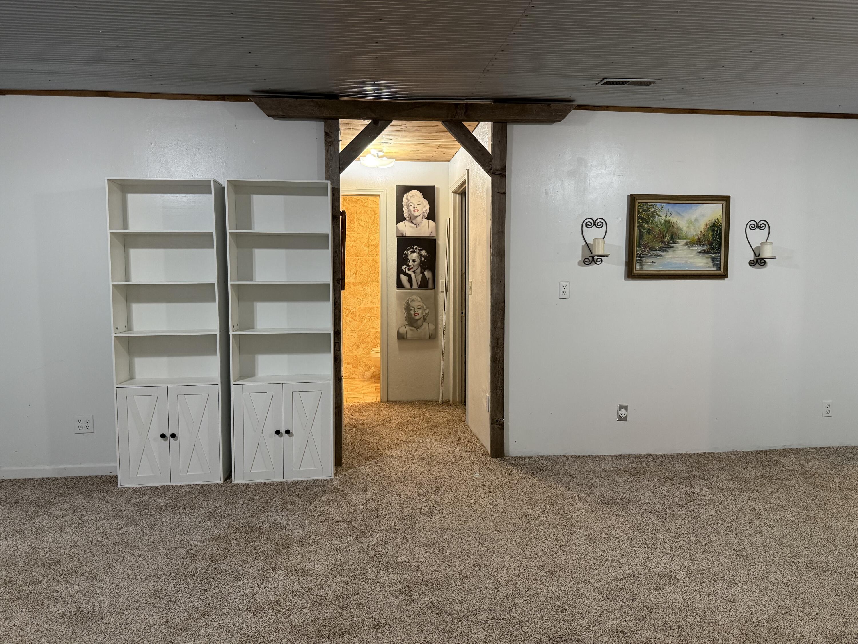 405 Private Road 63-106 Property Photo 26