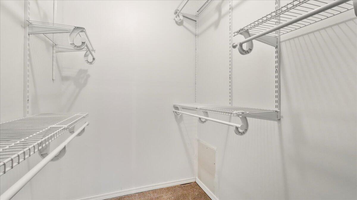 1933 Lynn Drive Property Photo 13