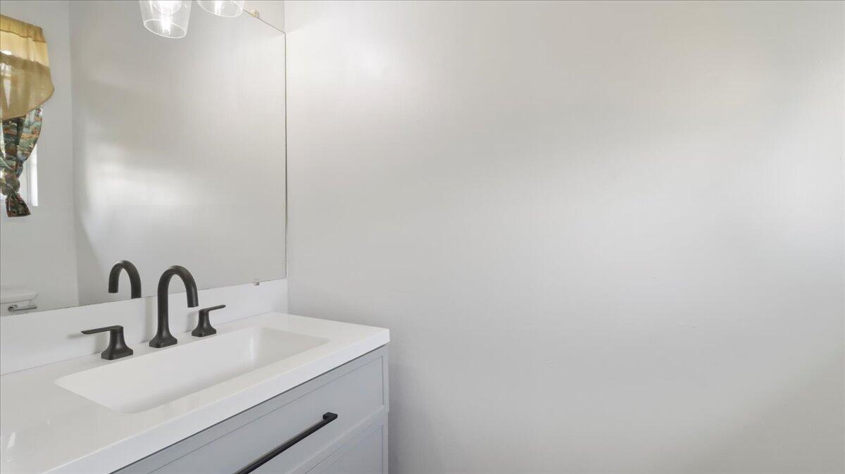 1933 Lynn Drive Property Photo 22