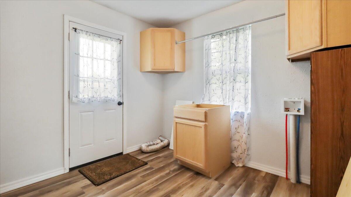 1933 Lynn Drive Property Photo 23