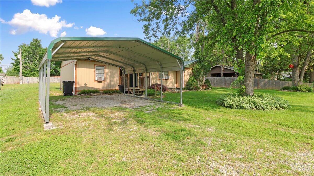 1933 Lynn Drive Property Photo 24