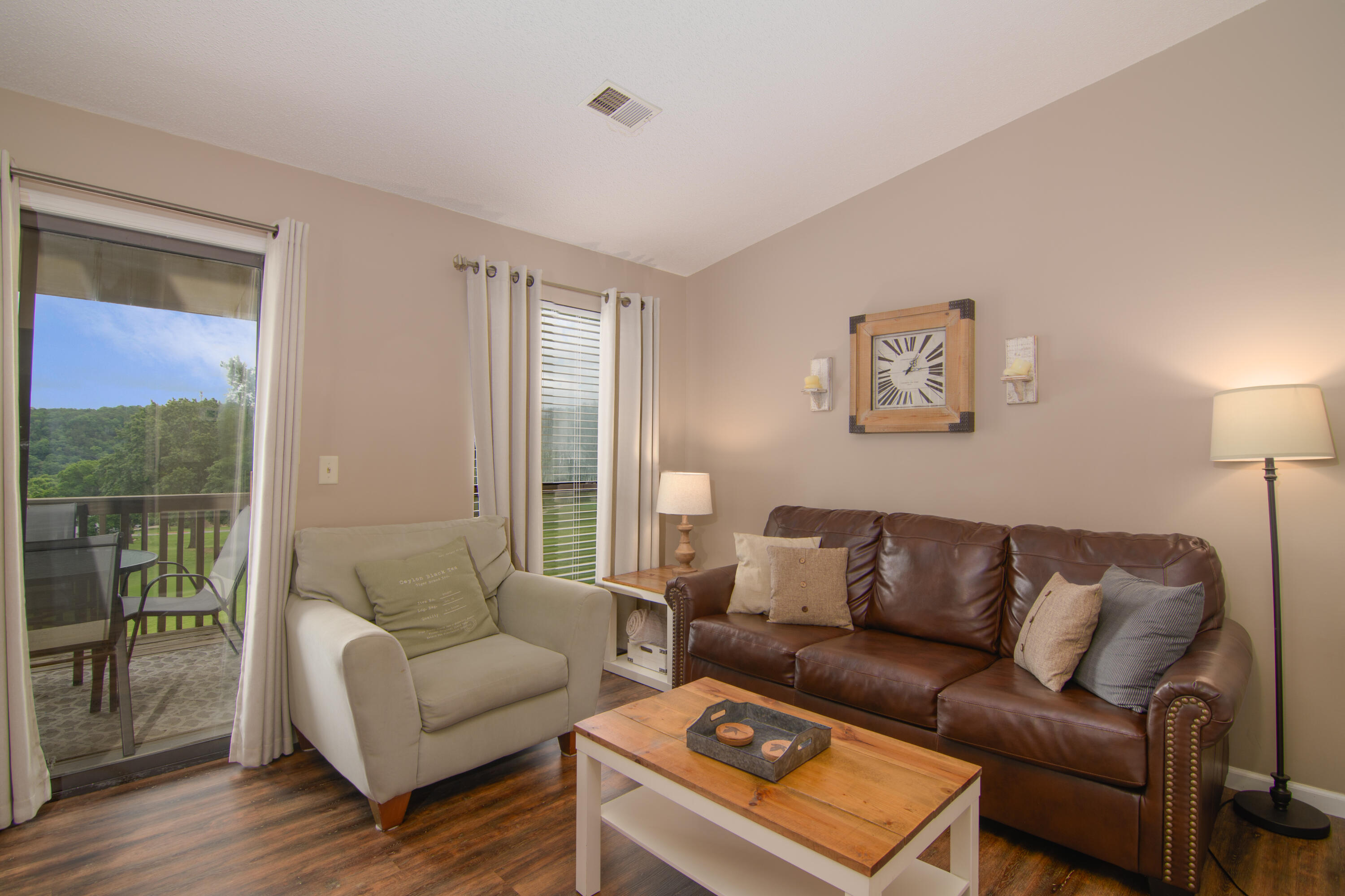158 Troon Drive Property Photo 8