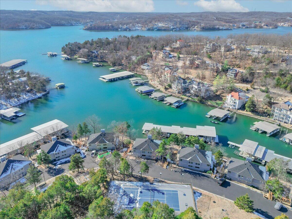 6620 Lake Point Property Photo
