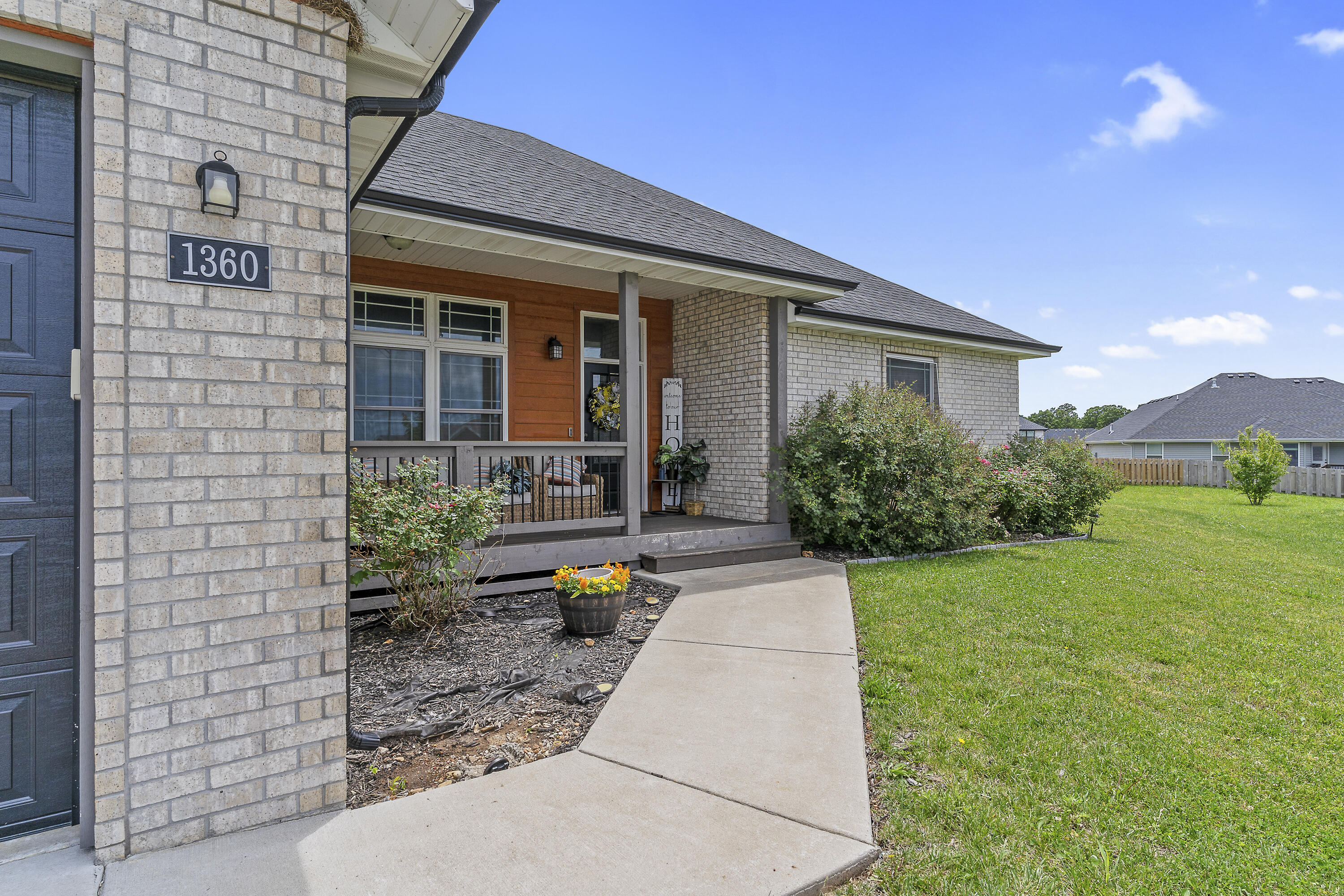 1360 North Rainbow Court Property Photo 3