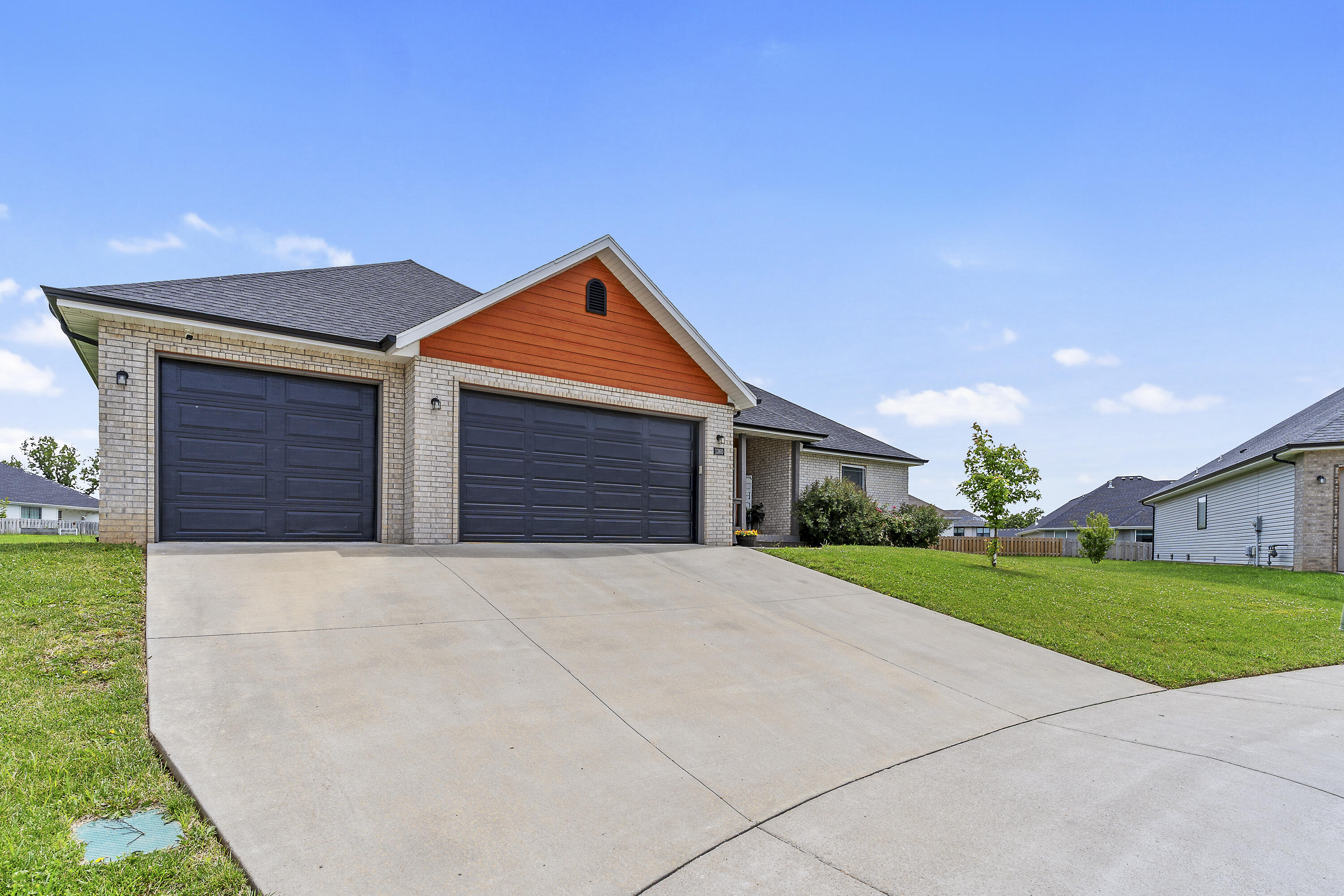 1360 North Rainbow Court Property Photo 5