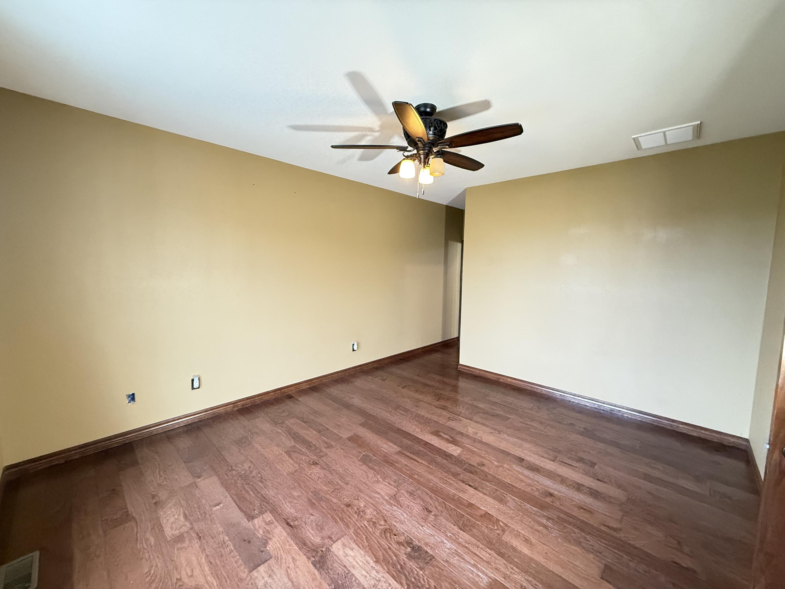 18252 Lawrence 2187 Property Photo 10