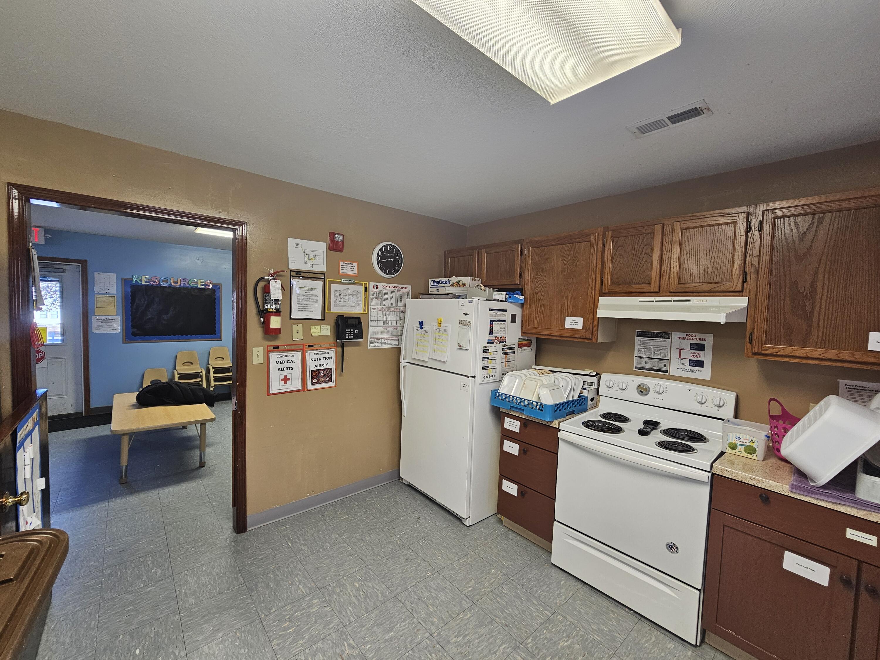 210 East Fields Boulevard Property Photo 7
