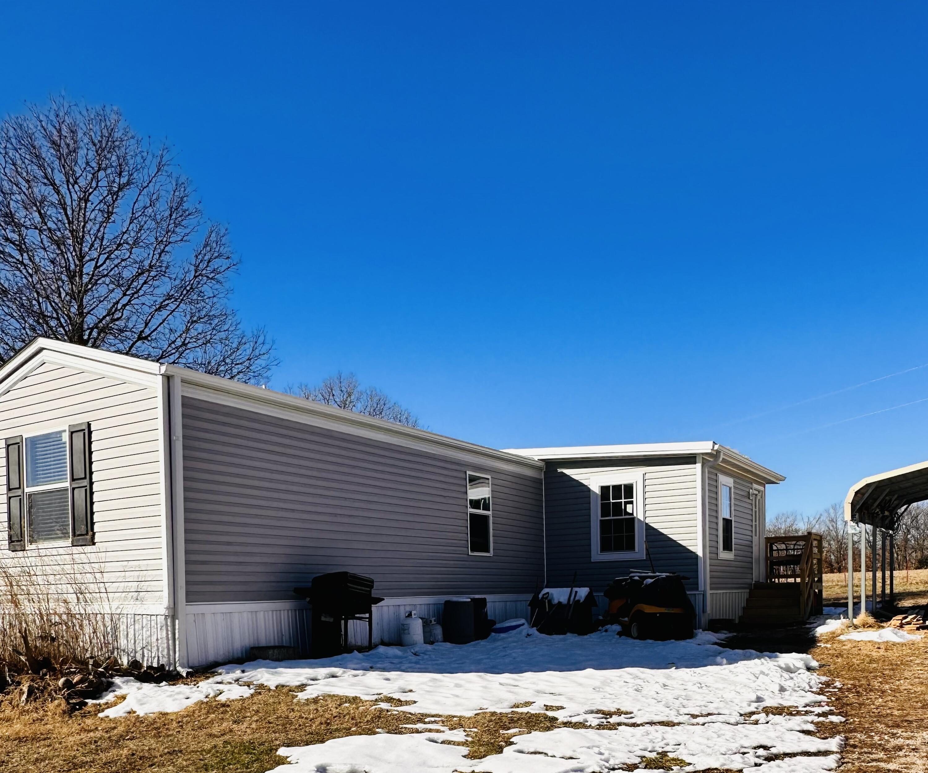 4220 Southeast 700 Road Property Photo 6
