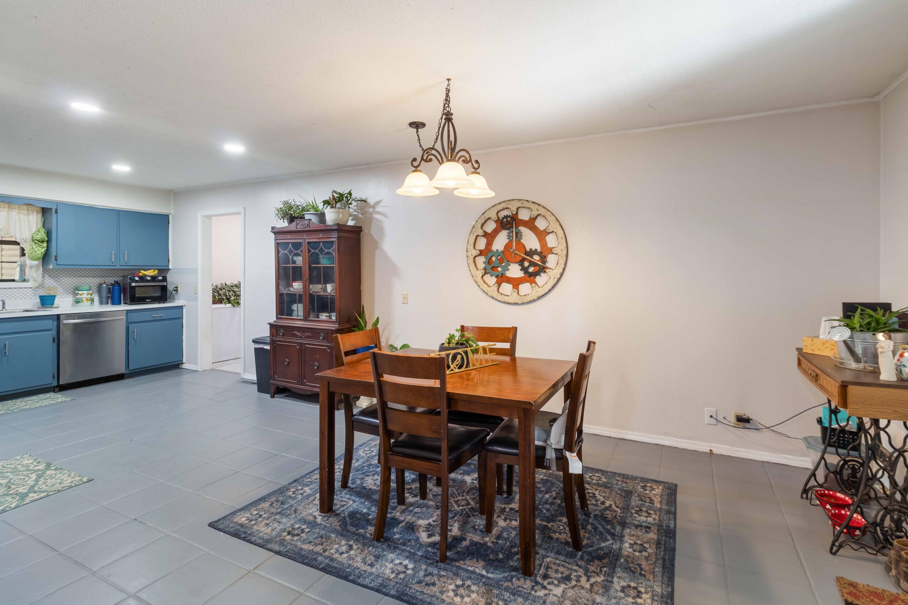 7893 Farm Road 2240 Property Photo 5