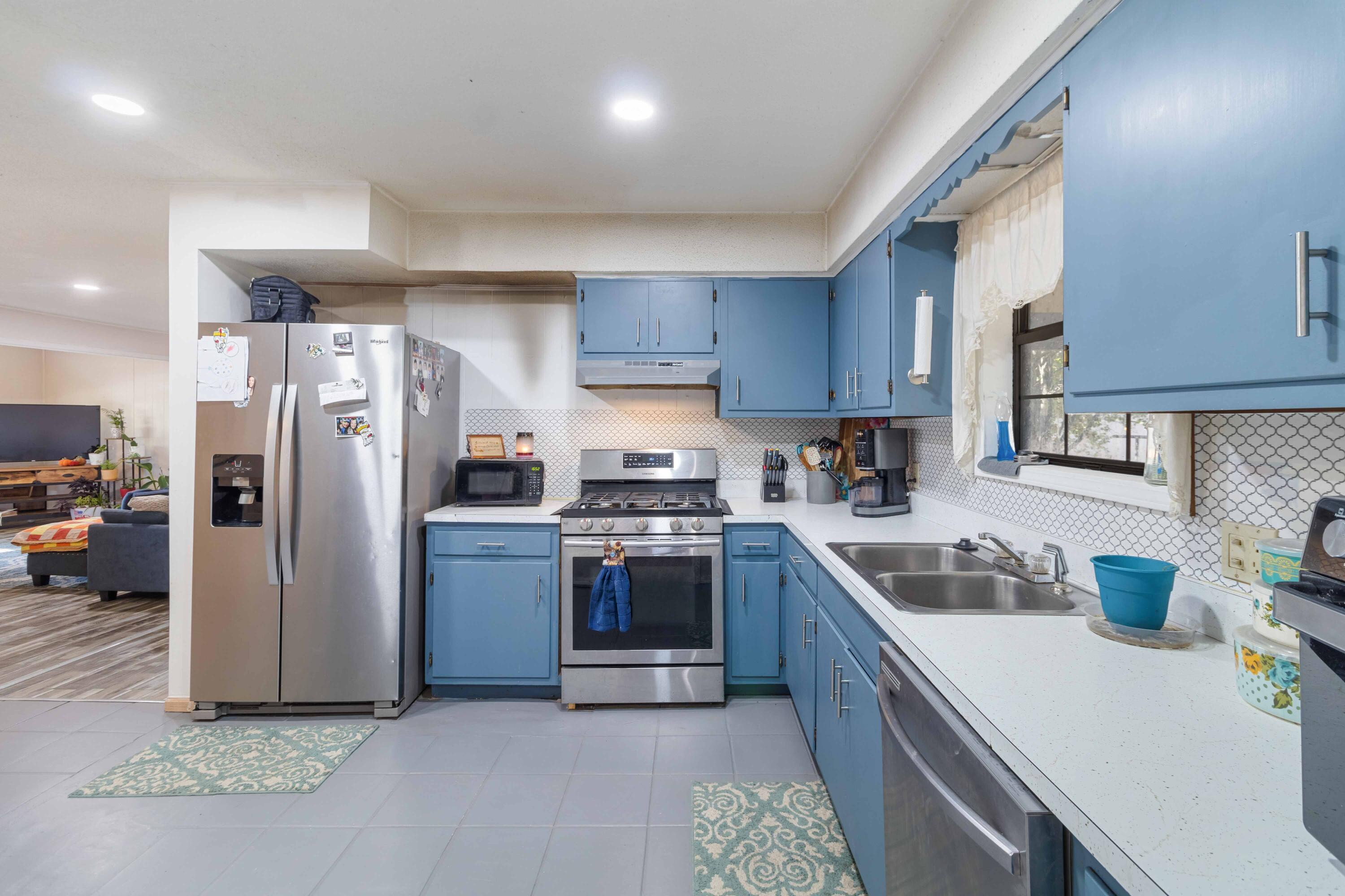 7893 Farm Road 2240 Property Photo 7