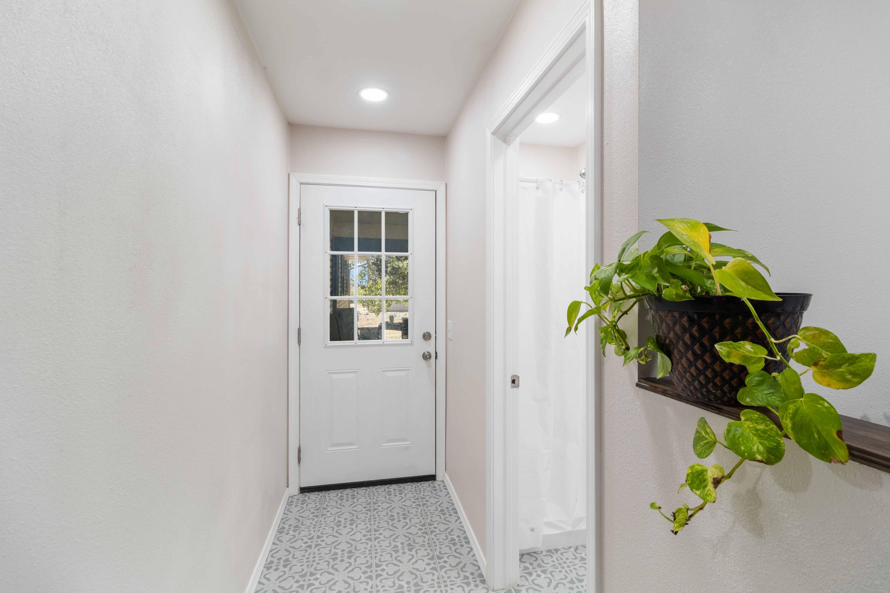 7893 Farm Road 2240 Property Photo 17