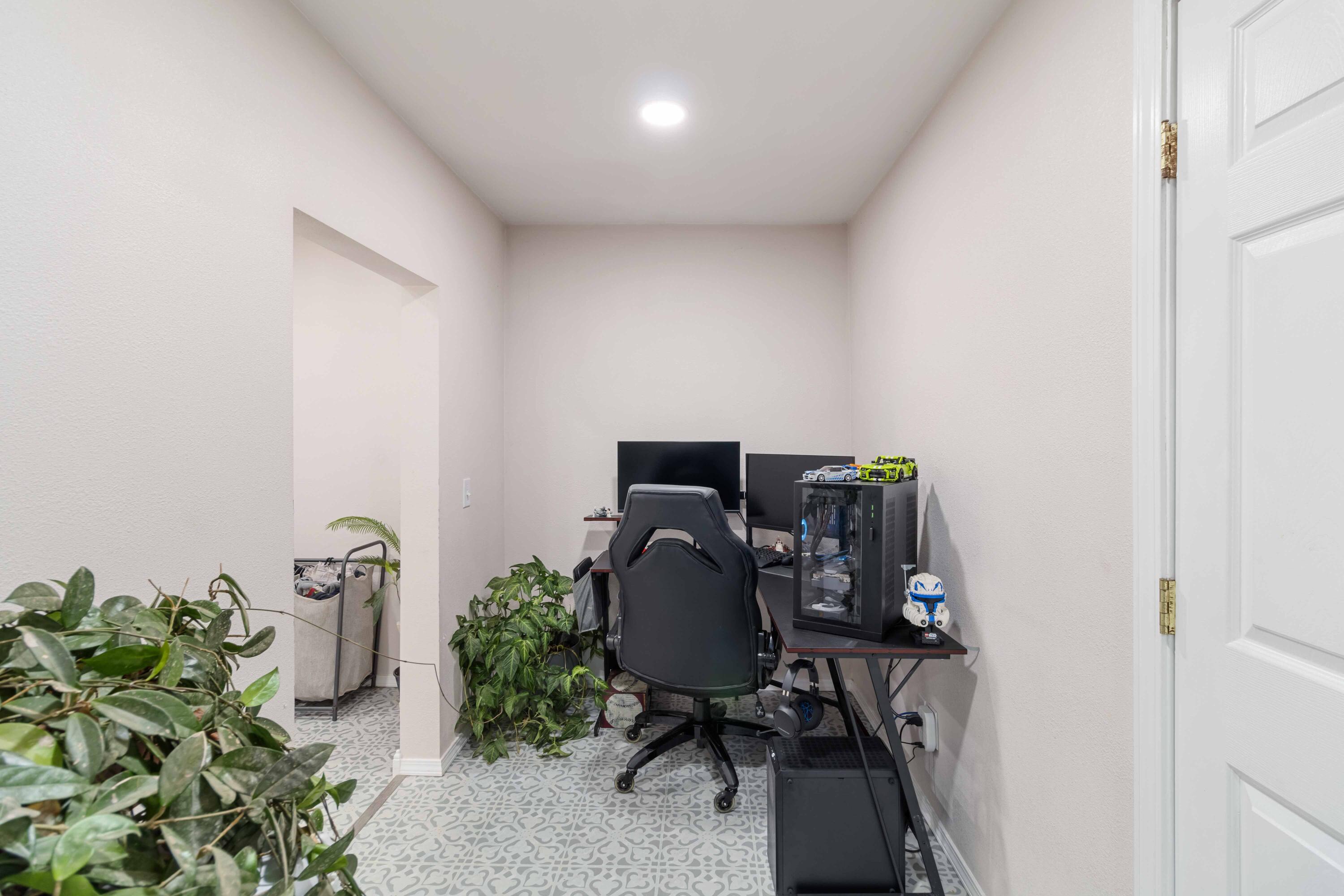 7893 Farm Road 2240 Property Photo 18
