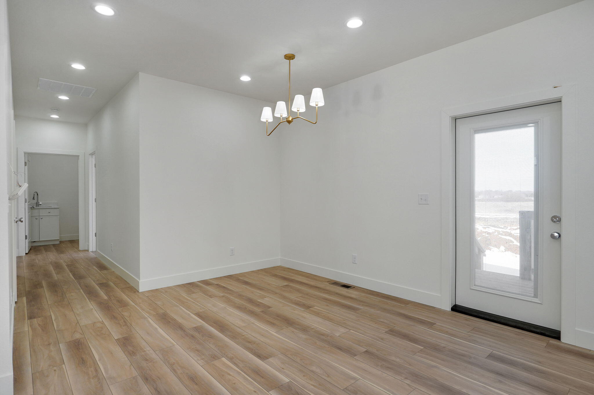 210 B West Clinton Street Property Photo 13