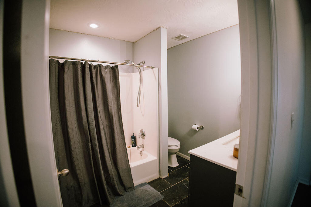 184 Crestwood Drive Property Photo 15