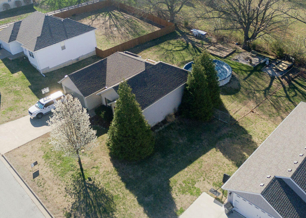 184 Crestwood Drive Property Photo 31