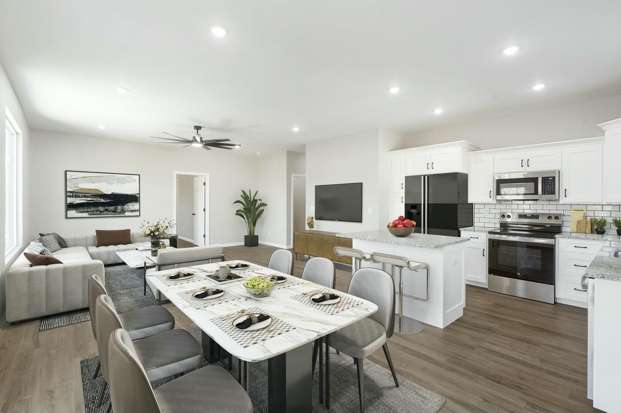 1600 West Brook Street Property Photo 6