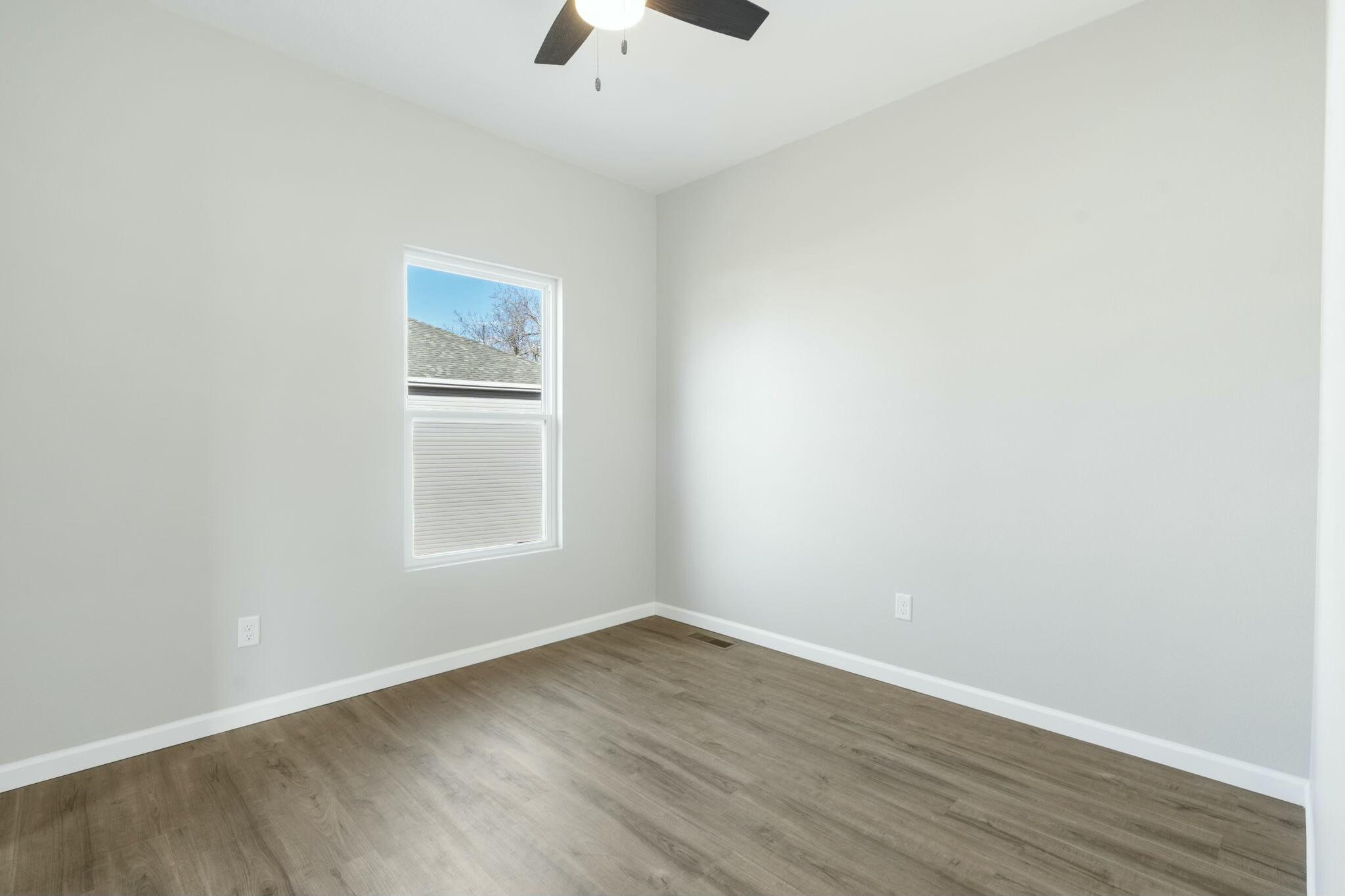 1600 West Brook Street Property Photo 21