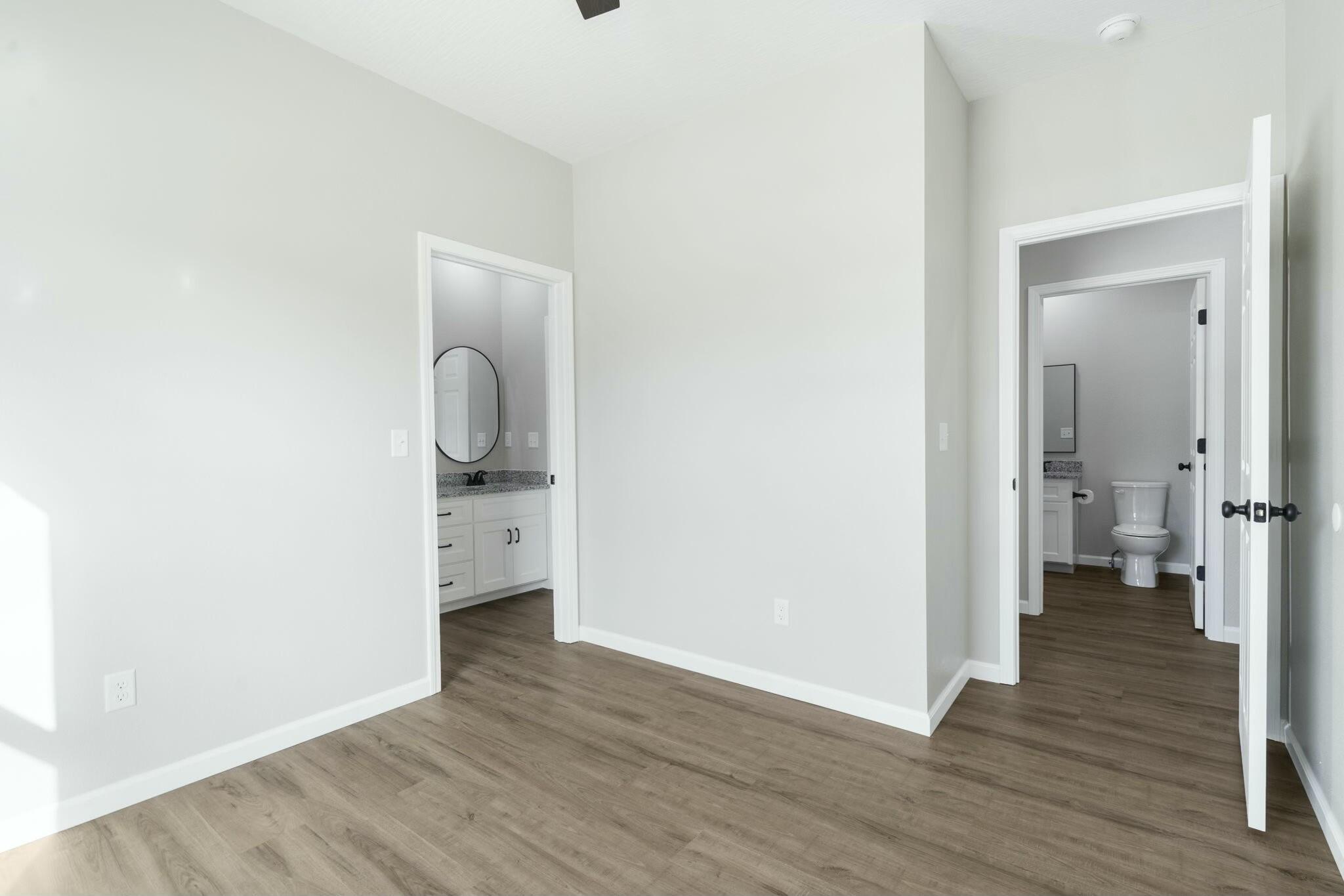 1600 West Brook Street Property Photo 25