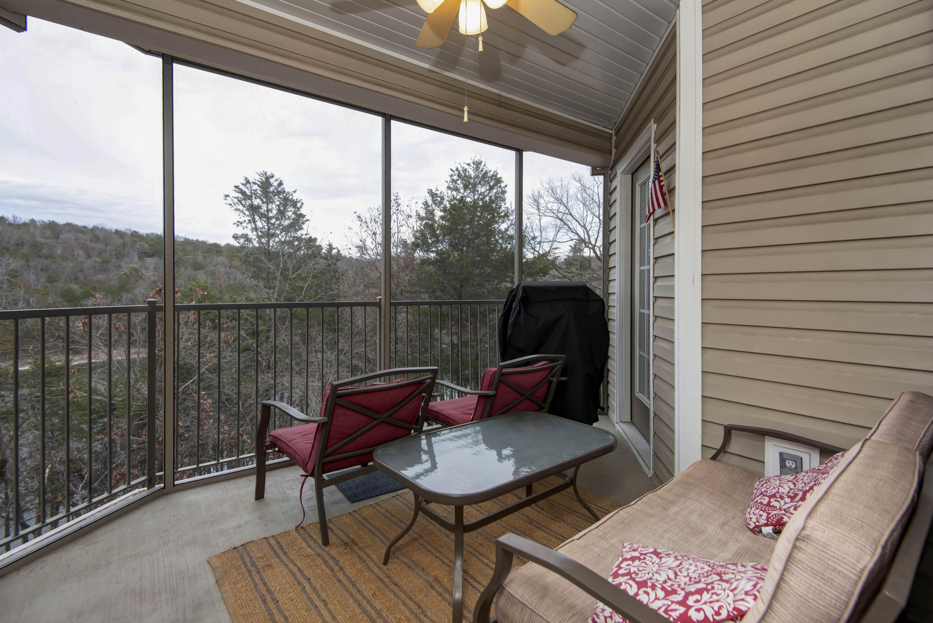 1302 Rocky Shore Terrace Property Photo 2