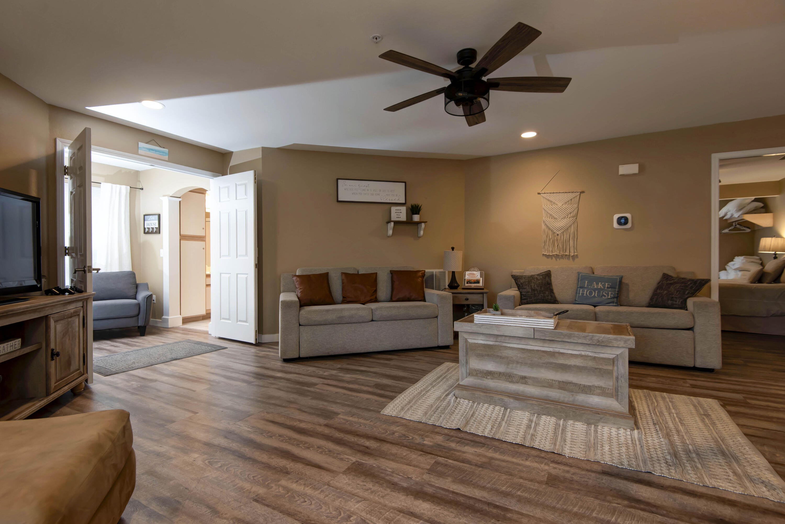 1302 Rocky Shore Terrace Property Photo 4