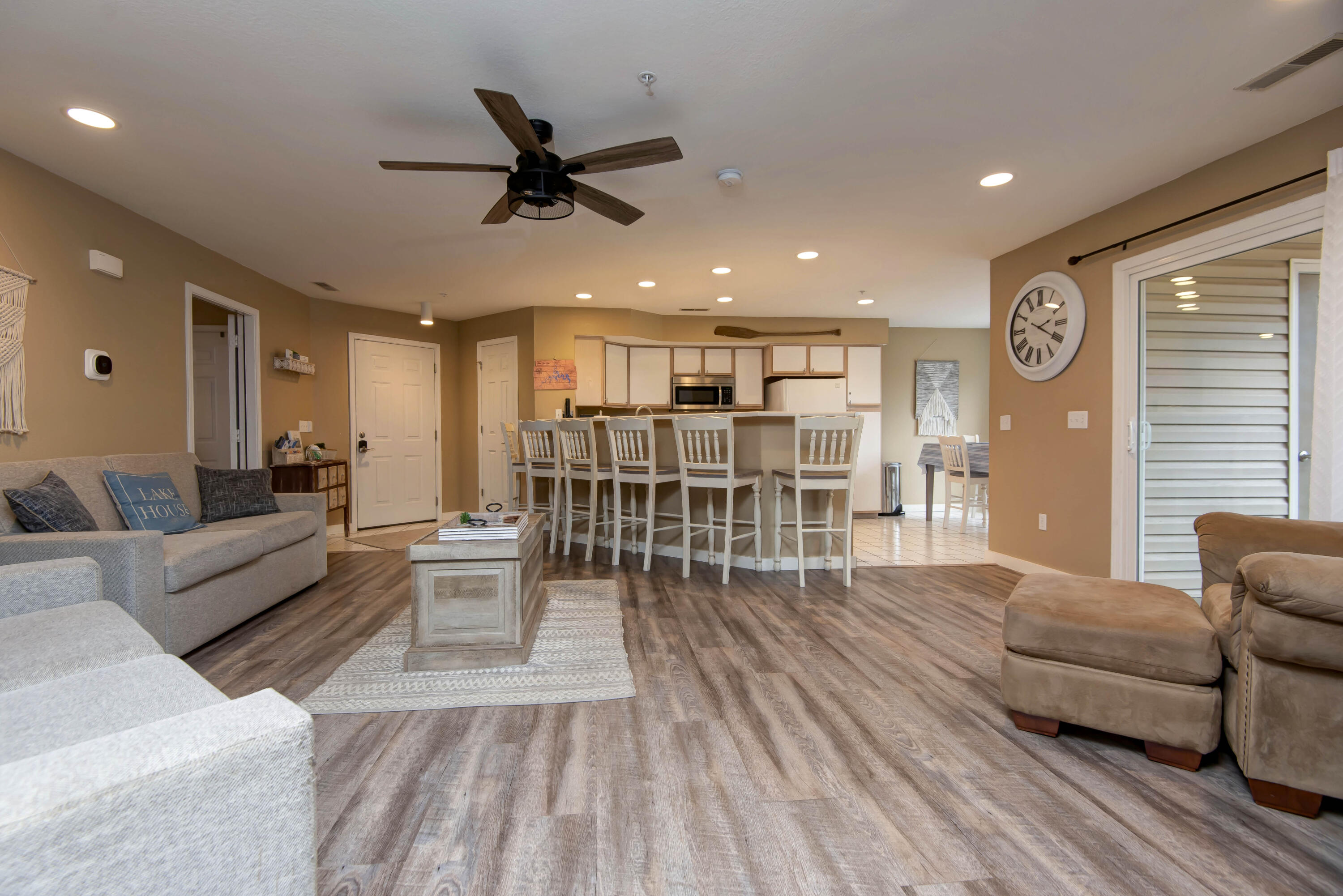 1302 Rocky Shore Terrace Property Photo 6