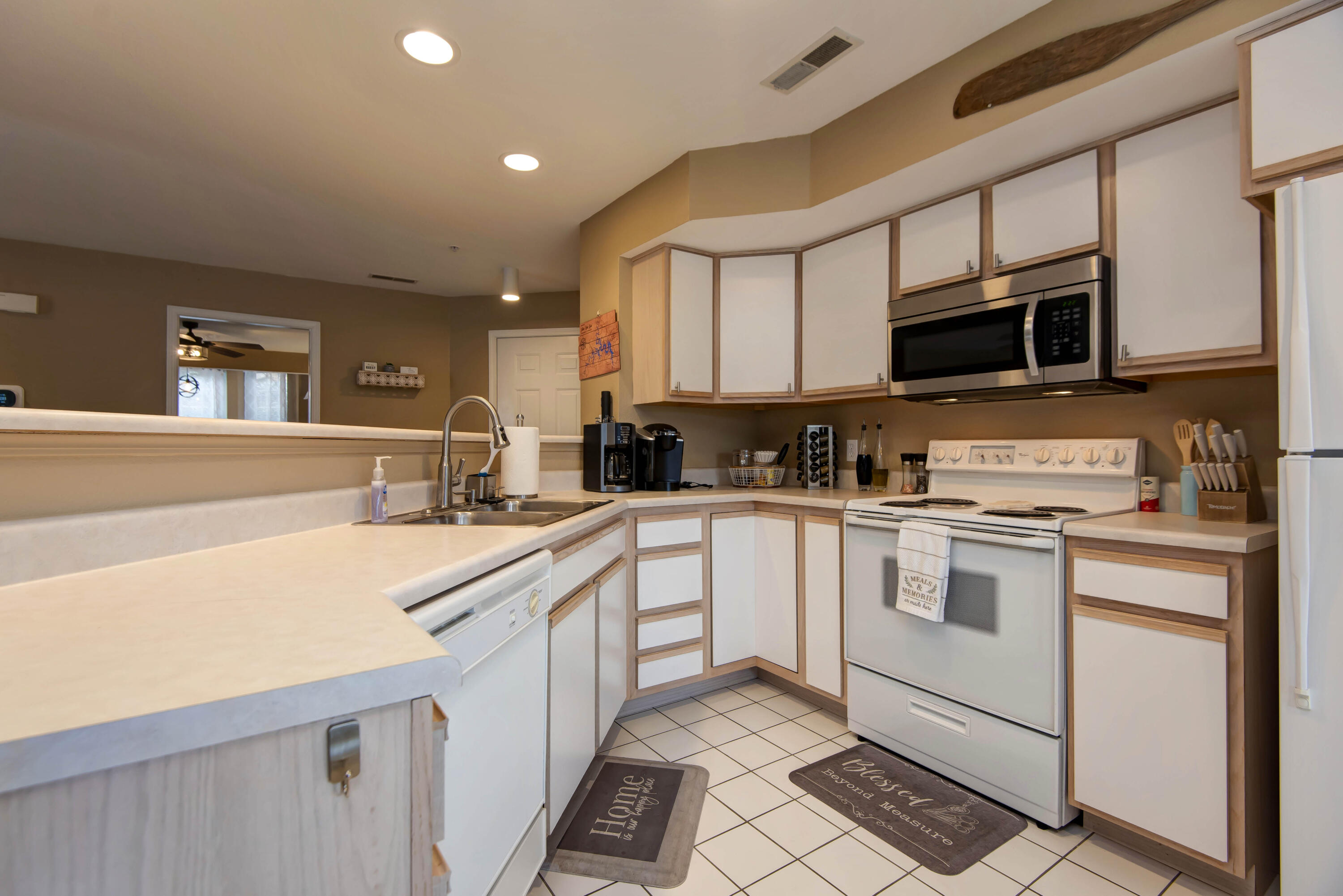 1302 Rocky Shore Terrace Property Photo 7