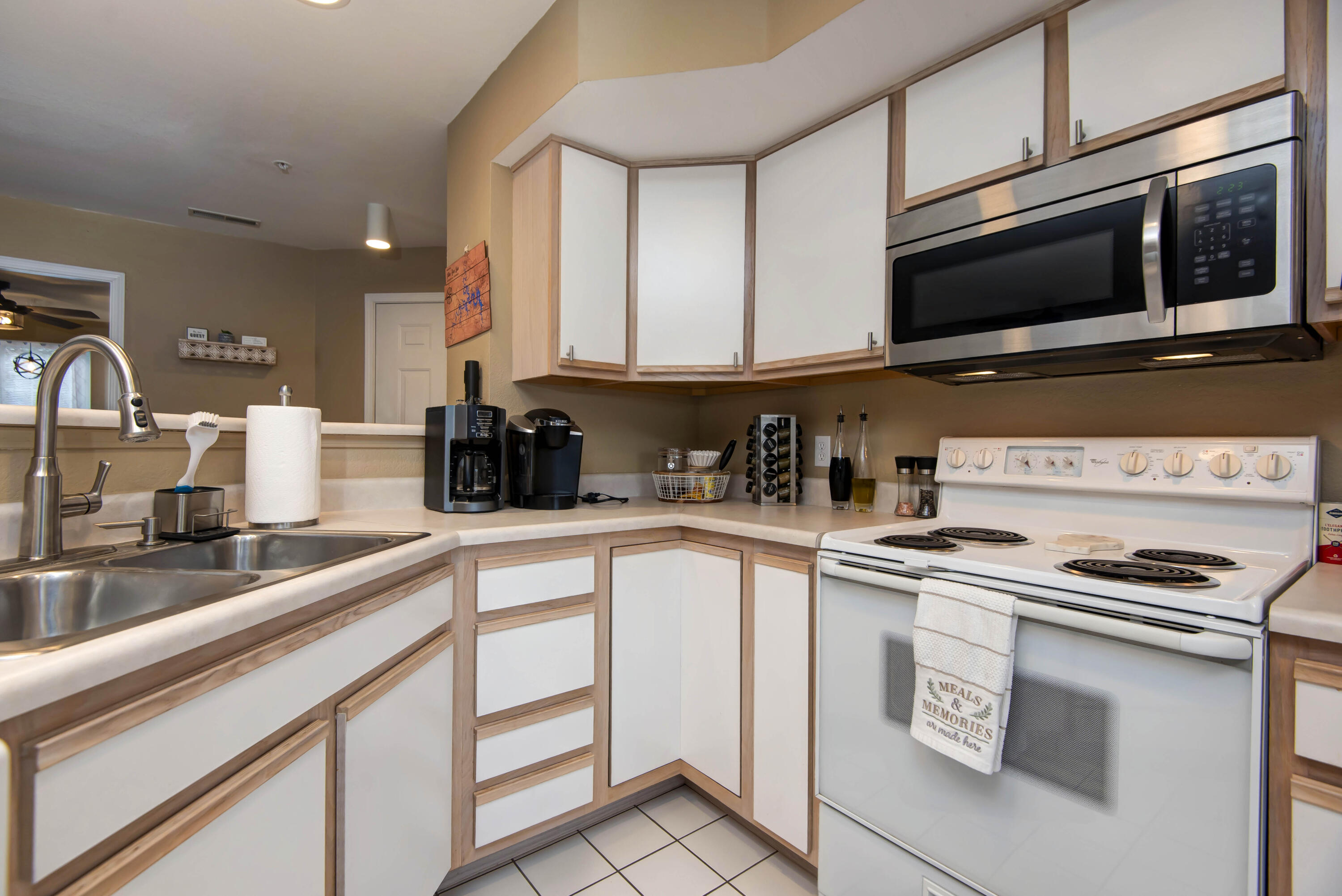 1302 Rocky Shore Terrace Property Photo 9