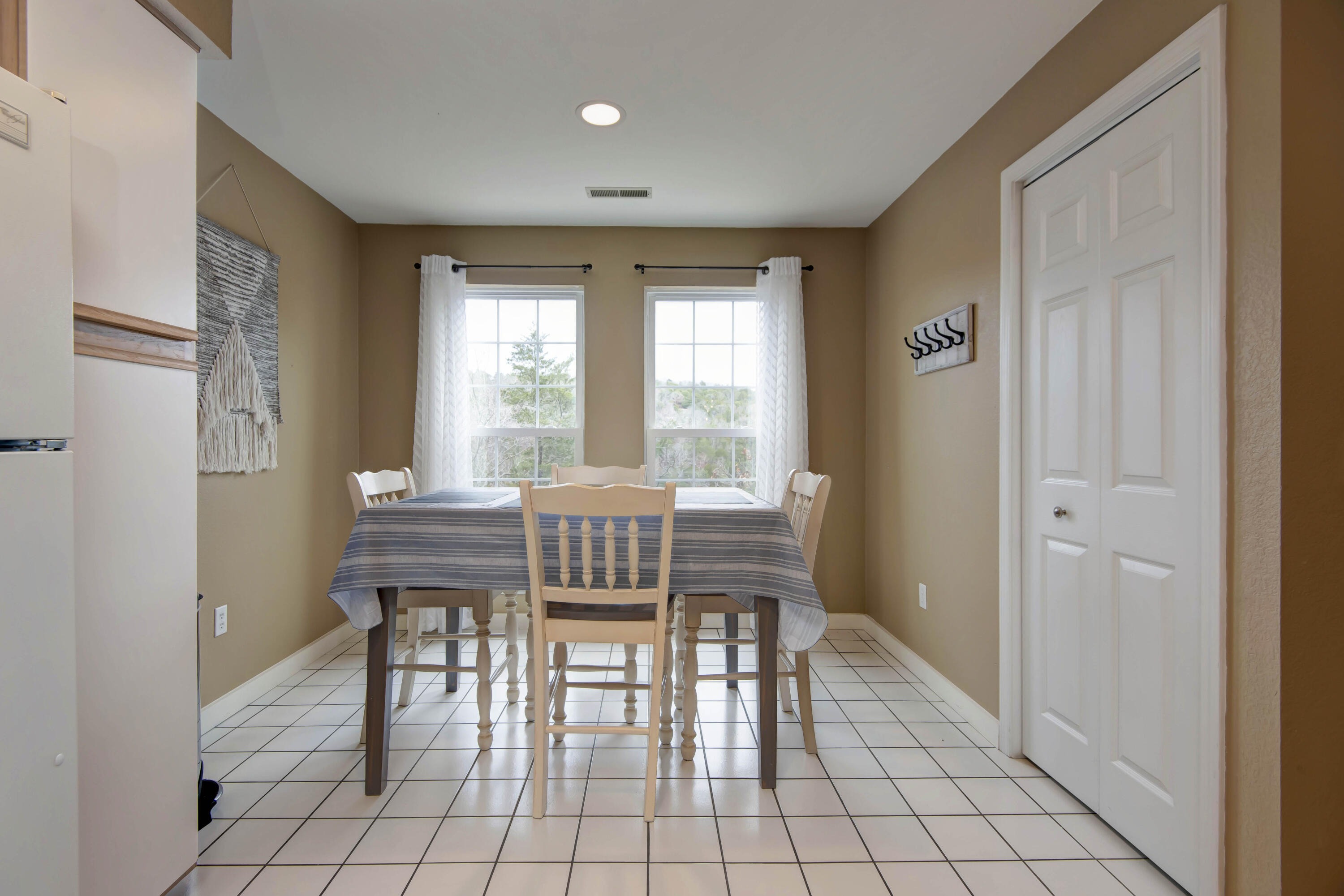 1302 Rocky Shore Terrace Property Photo 10